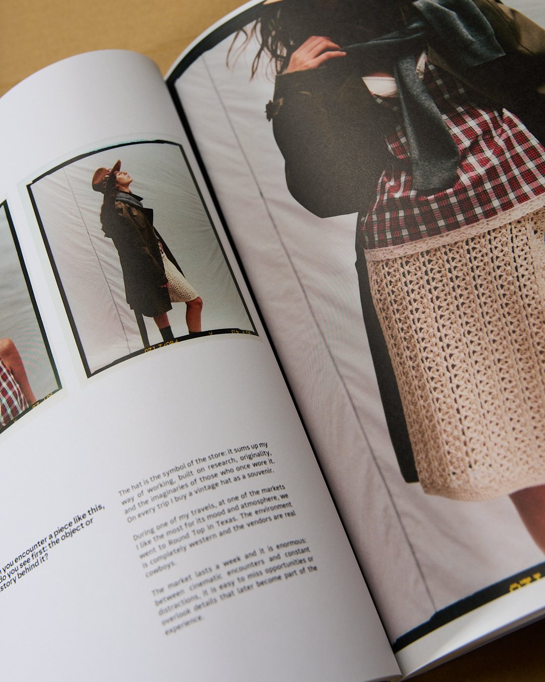 STILL BOOK TVN 0040098.jpg