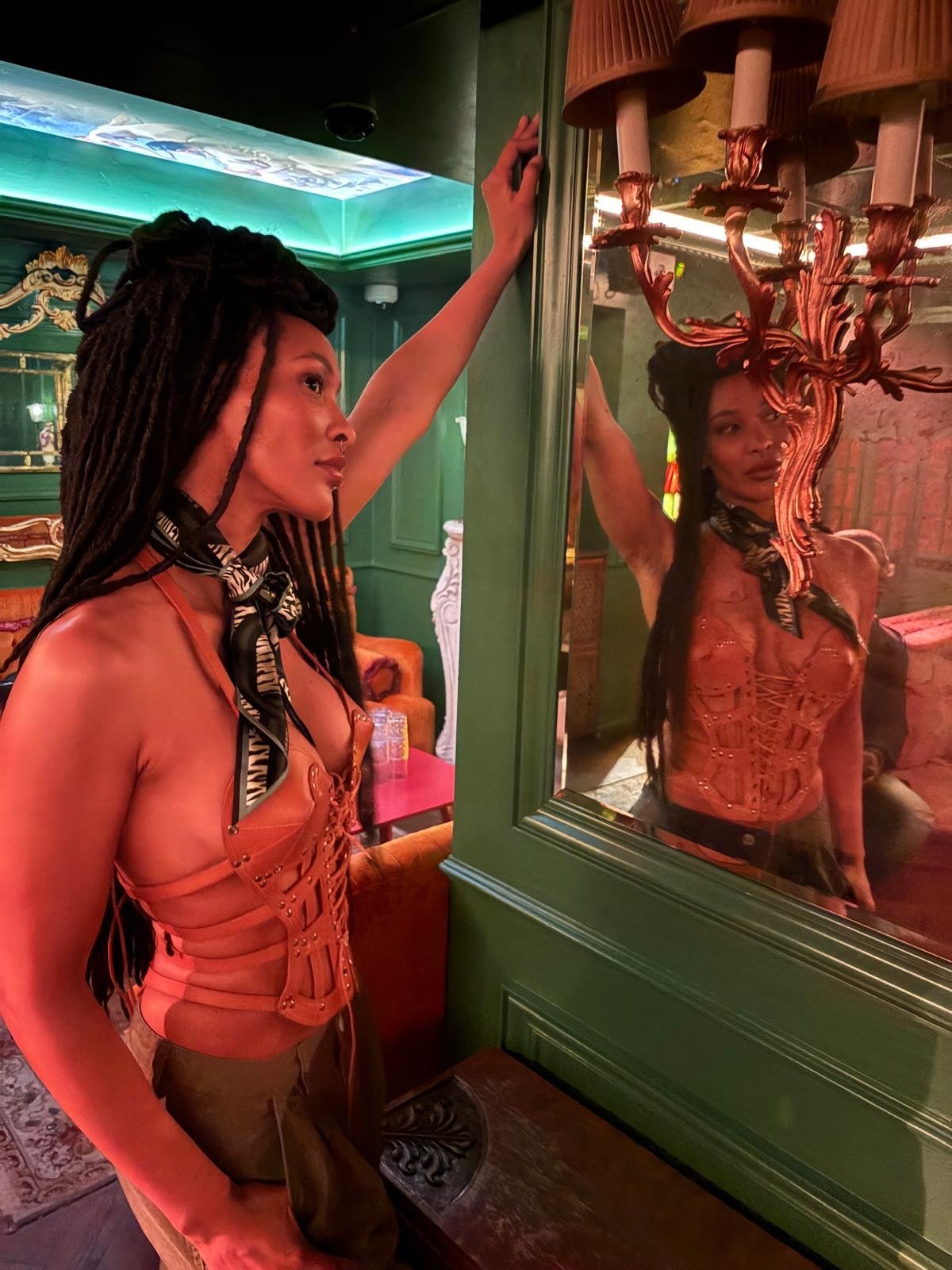 Raw stuff from Friday 20th Feb. 
Swipe right to the end to find some lovely comments I received from guests. 
Makes it all worth it! 
Love you guys for making the vibe 🫶🏽