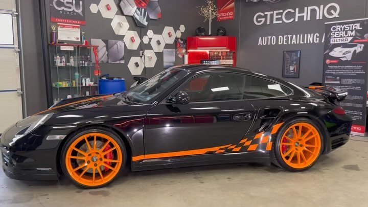 Den fineste Porsche 911 i byen👌✨som var inn for en liten refresh. @teamvaellers @gtechniq