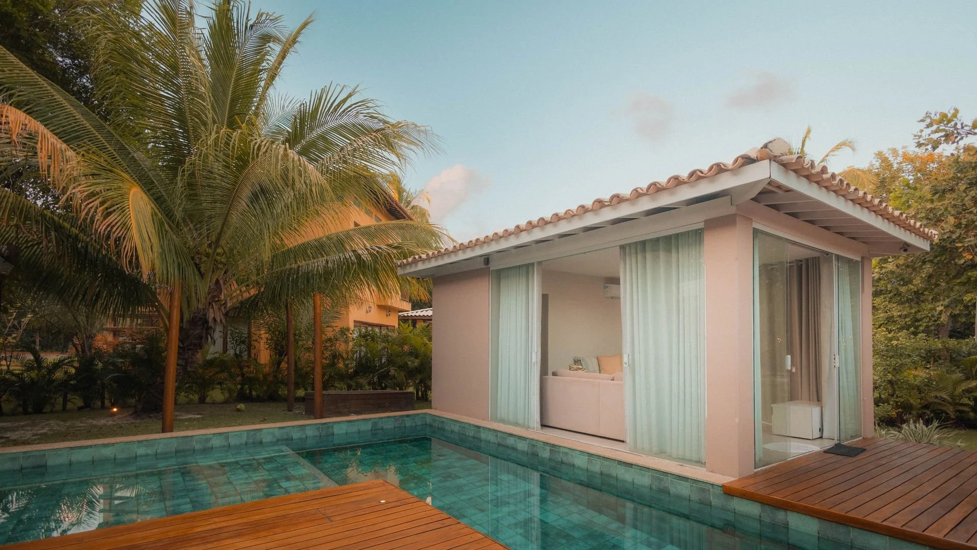 The Pool House Reimagined: Designing the Ultimate Luxury Pavilion