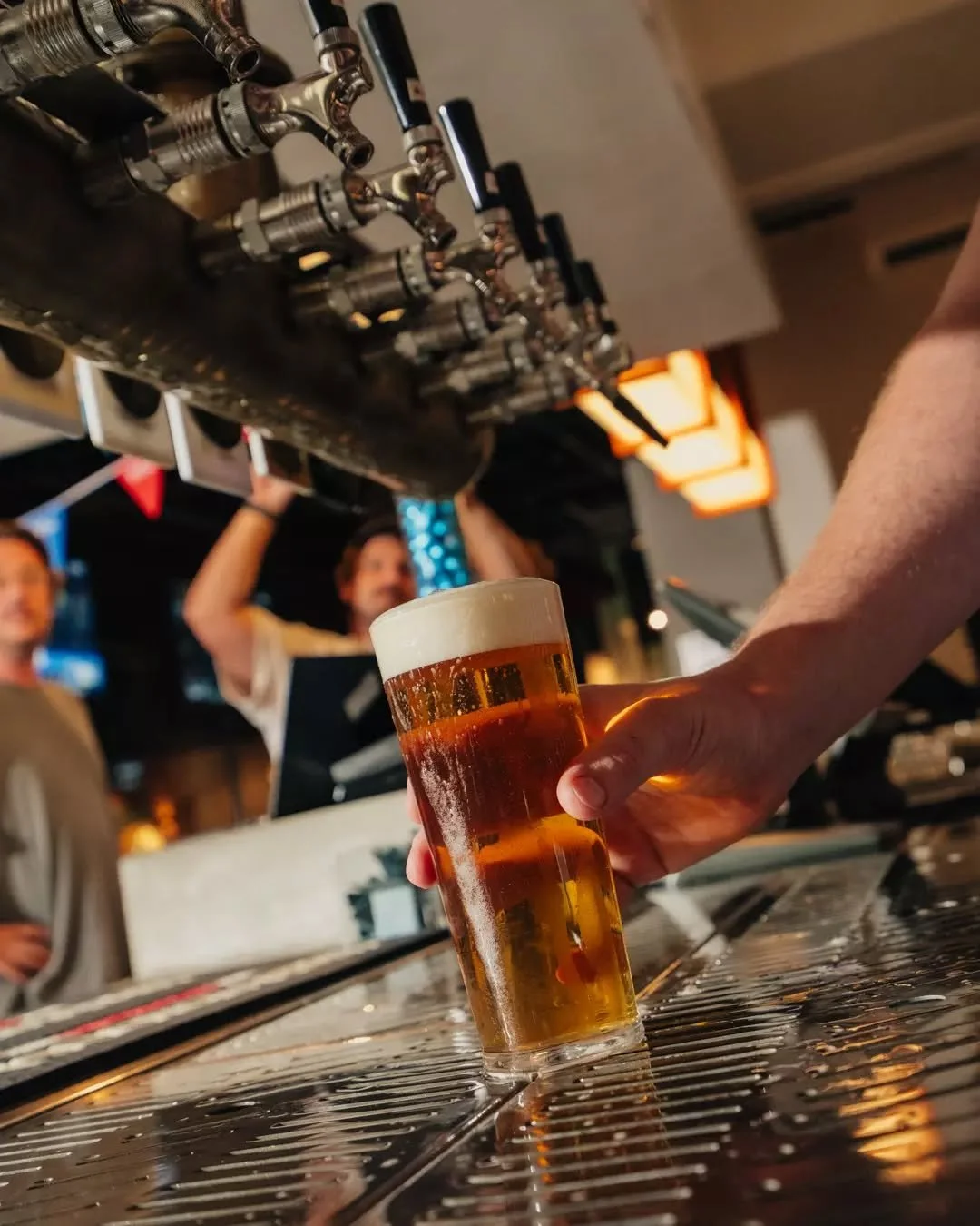 Hazy&rsquo;s, pales, draughts, lagers, even Guinness. What are you waiting for? They aren't gonna drink themselves.

Want to book a table, game or host a party? Link in bio!

📍&nbsp;Shop 905.1/39 Hercules St, Hamilton QLD 4007

#brisbane #portsidewh