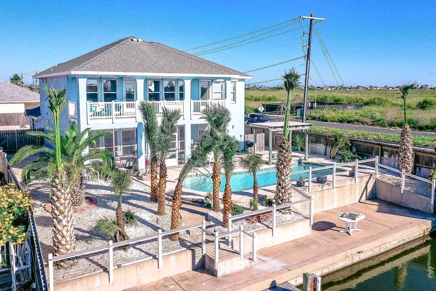 Residential Landscapes LAGUNA LANDSCAPES Palm Tree Landscapes residential-landscapes-laguna-landscapes-palm-tree-landscapes