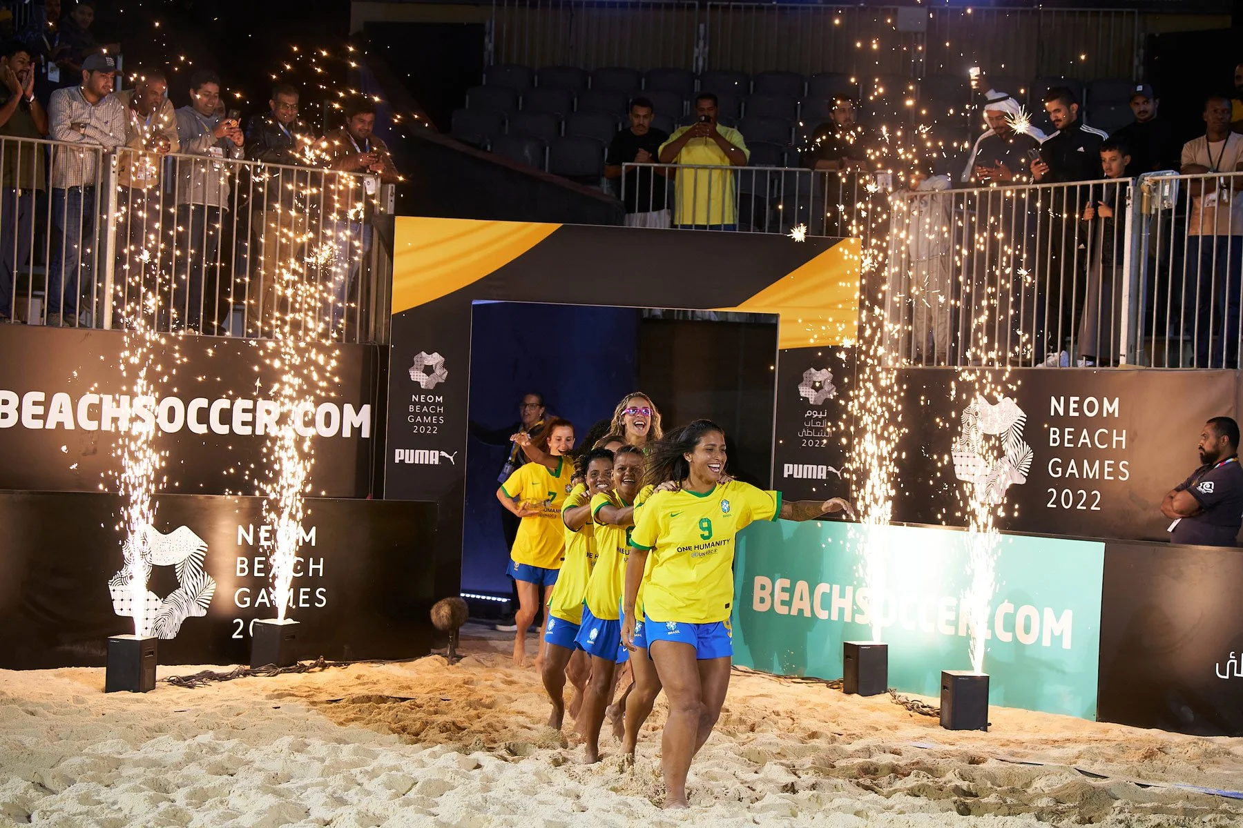 2.-NEOM-Beach-Soccer.jpg