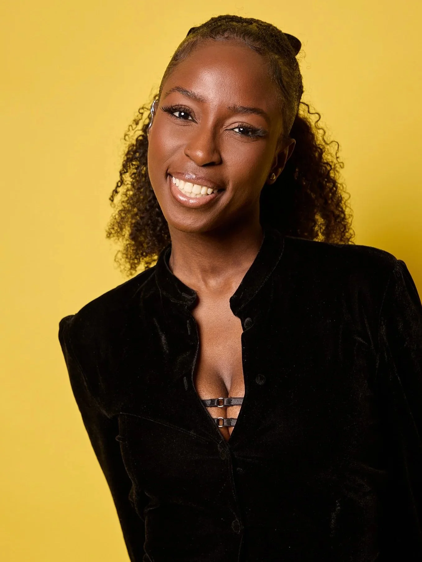 Portrait of Sweetie Goll - yellow background