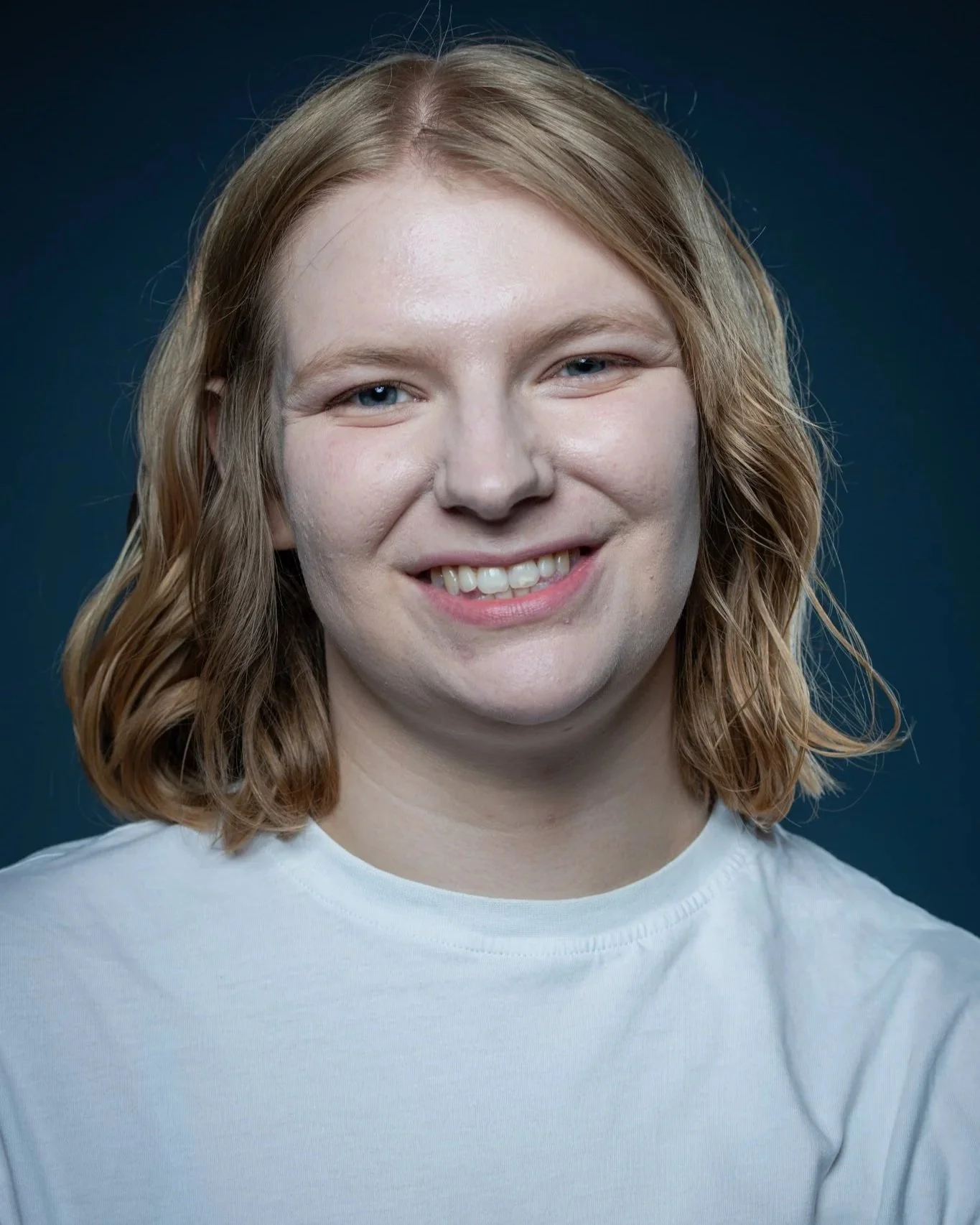Portrait of Lily Beatrice - white t.shirt