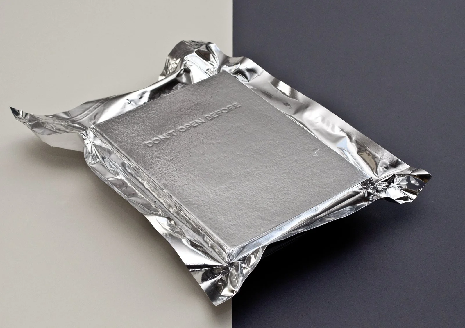«Don't open before», book design and text, awarded: DDC Silver, TDC New York, Longlist for the Most Beautiful German Books, MfG Award Bronze