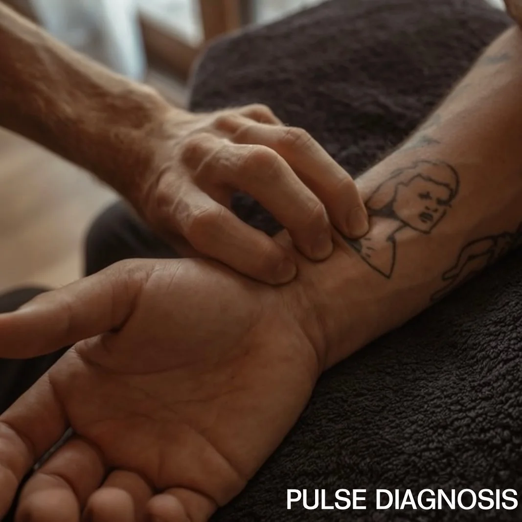 In Chinese Medicine consultations, the pulse reveals much more than just the heart rate. 

Through extensive study and practice, Chinese Medicine doctors learn to observe the state of Qi, Blood, Shen (spirit), pathogenic influences, as well as the st