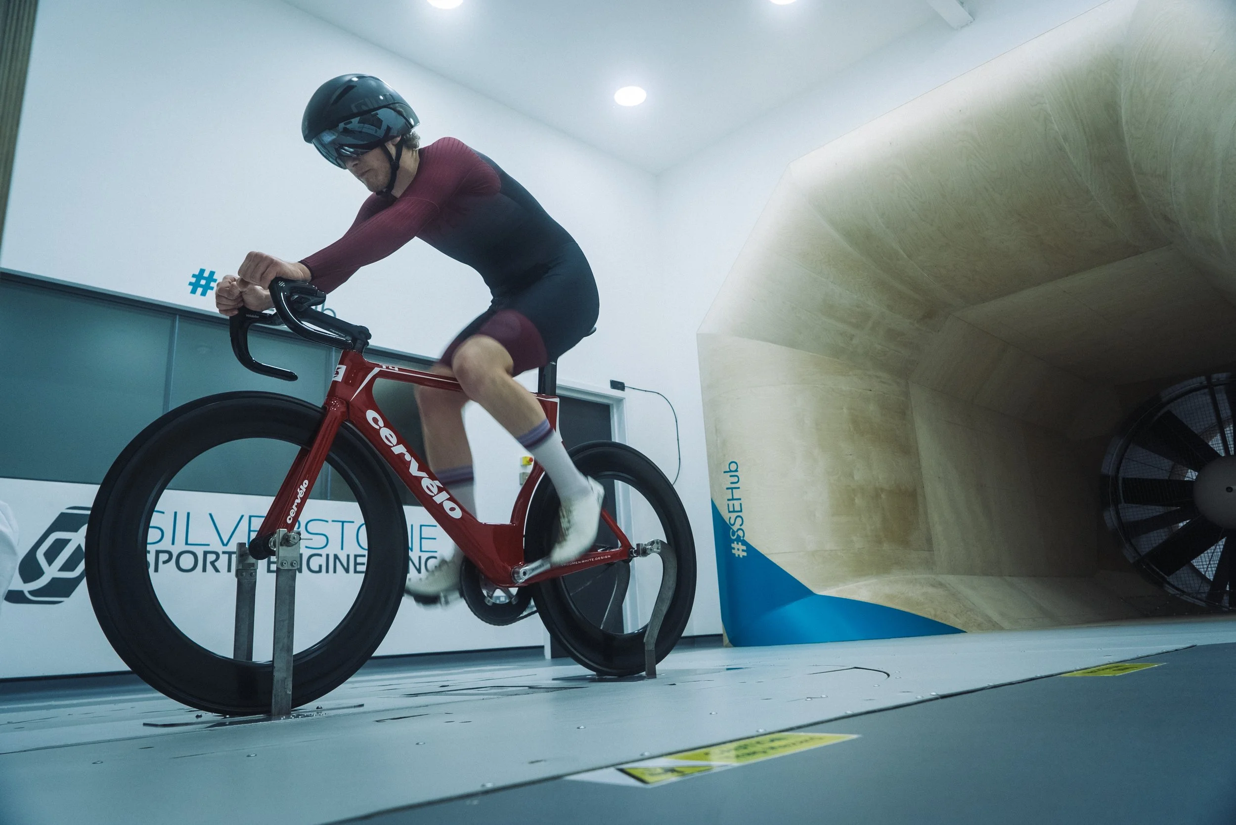 JAMES_WINDTUNNEL (18).JPG