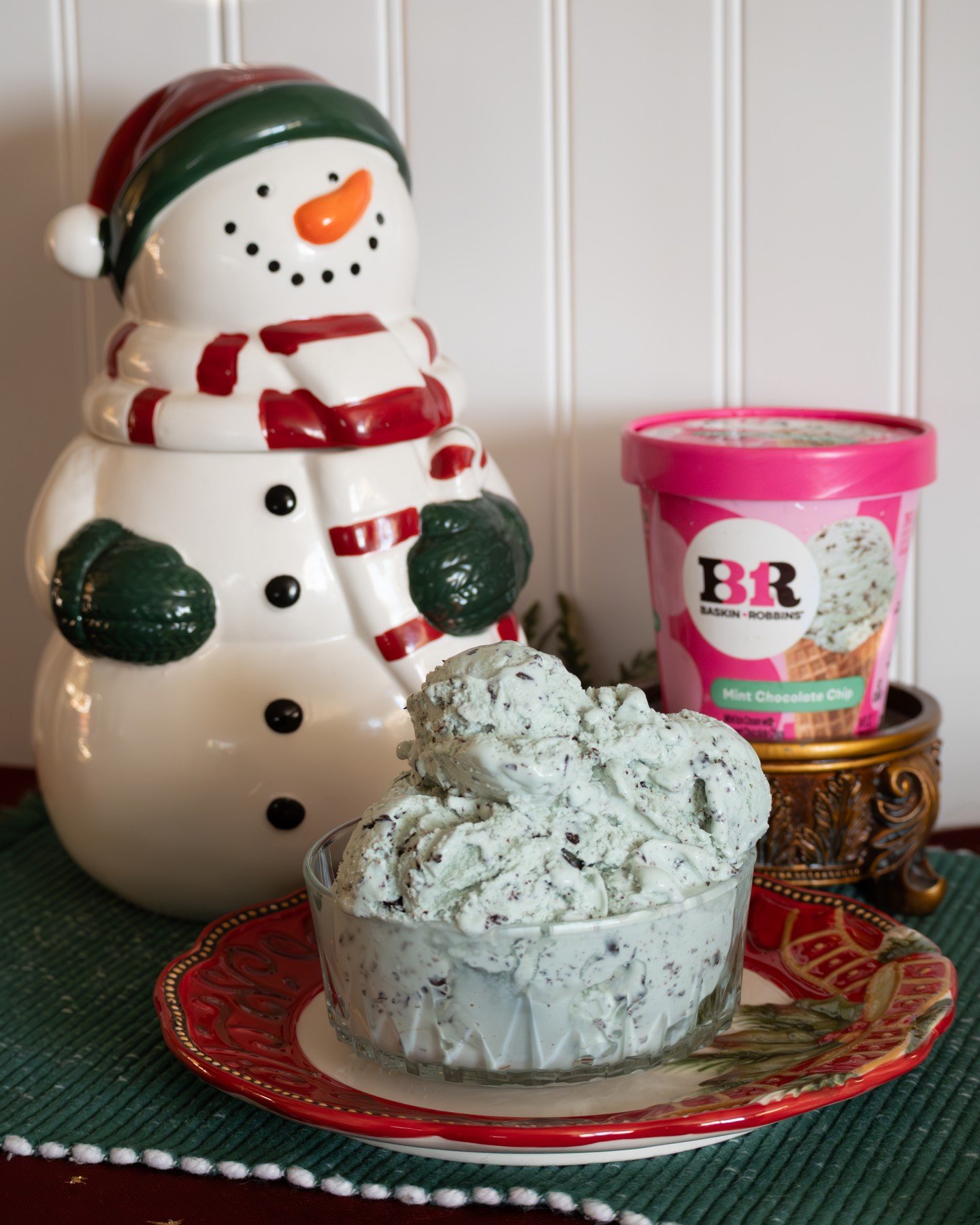 ❄️ The holidays are here and so are the scoops worth celebrating!

From classics like Mint Chocolate Chip to dozens of other festive flavors, we&rsquo;ve got a flavor for every holiday moment. 🍨✨

So grab a spoon, gather your people, and celebrate t