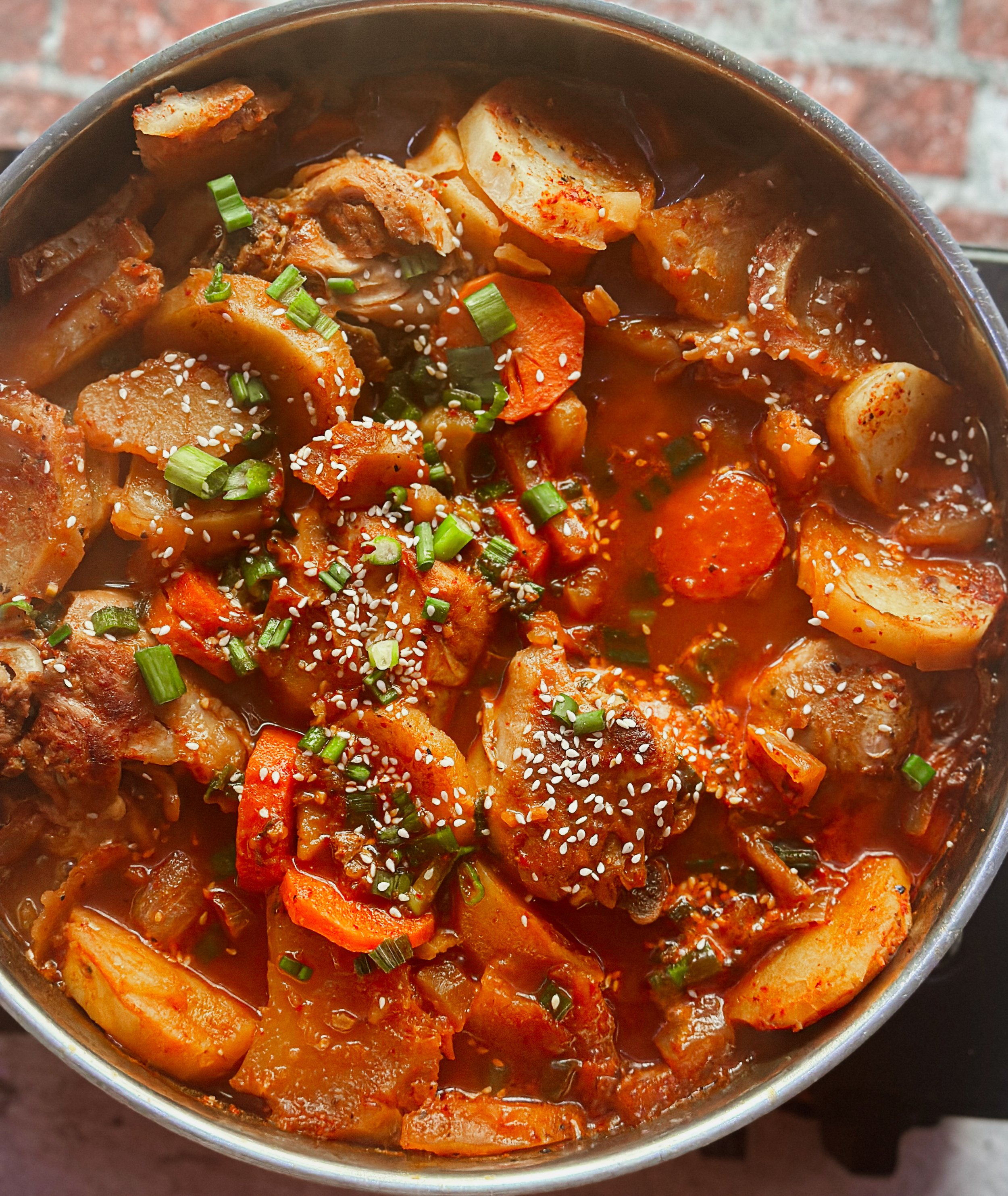 Dakdoritang        Spicy Korean Chicken Stew