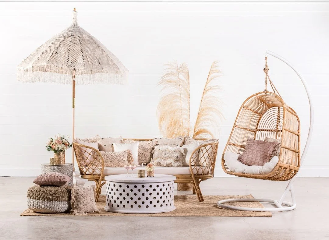 Pure Elegance Tables