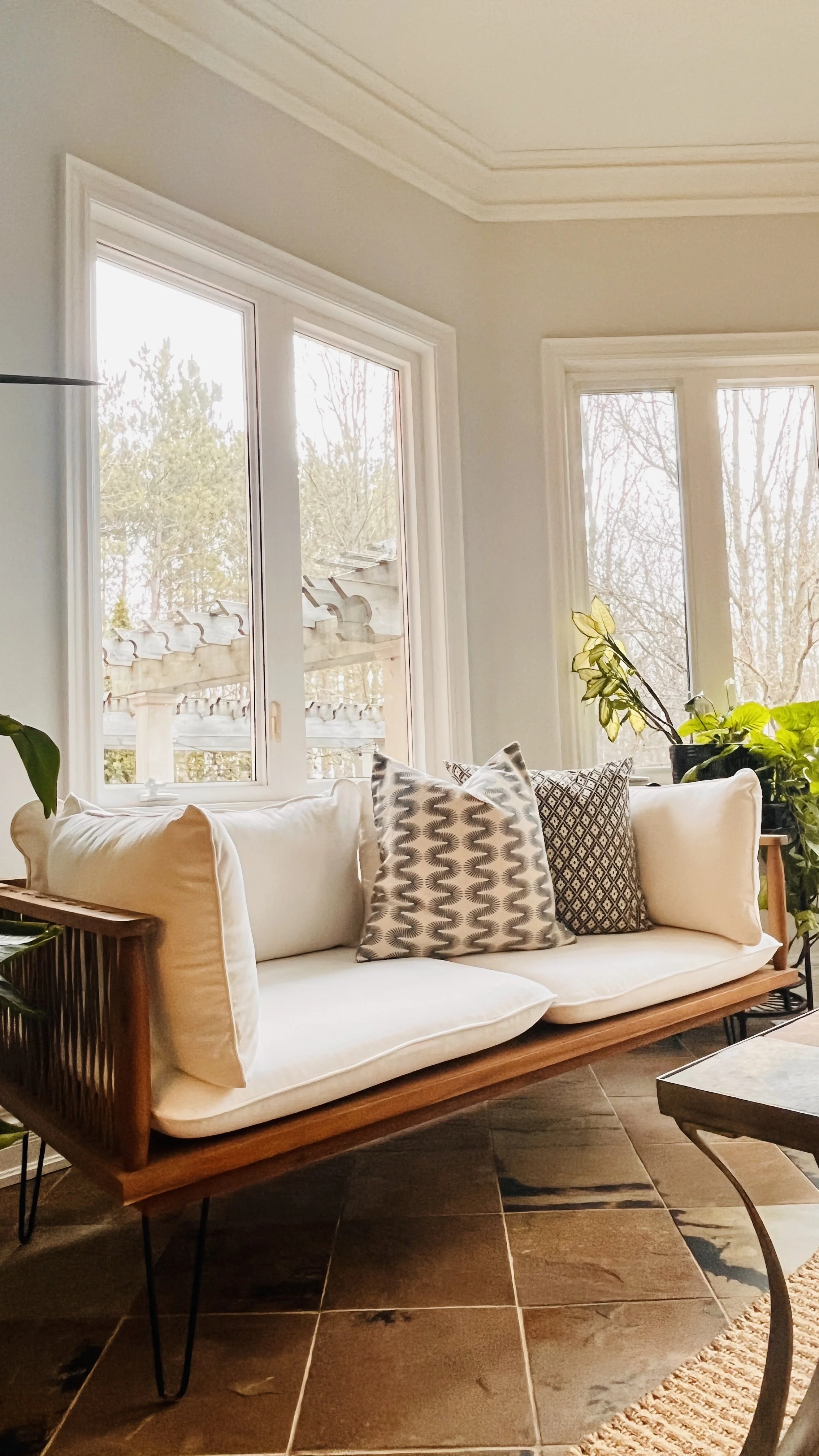 luxury-staging-toronto-sunroom.JPG