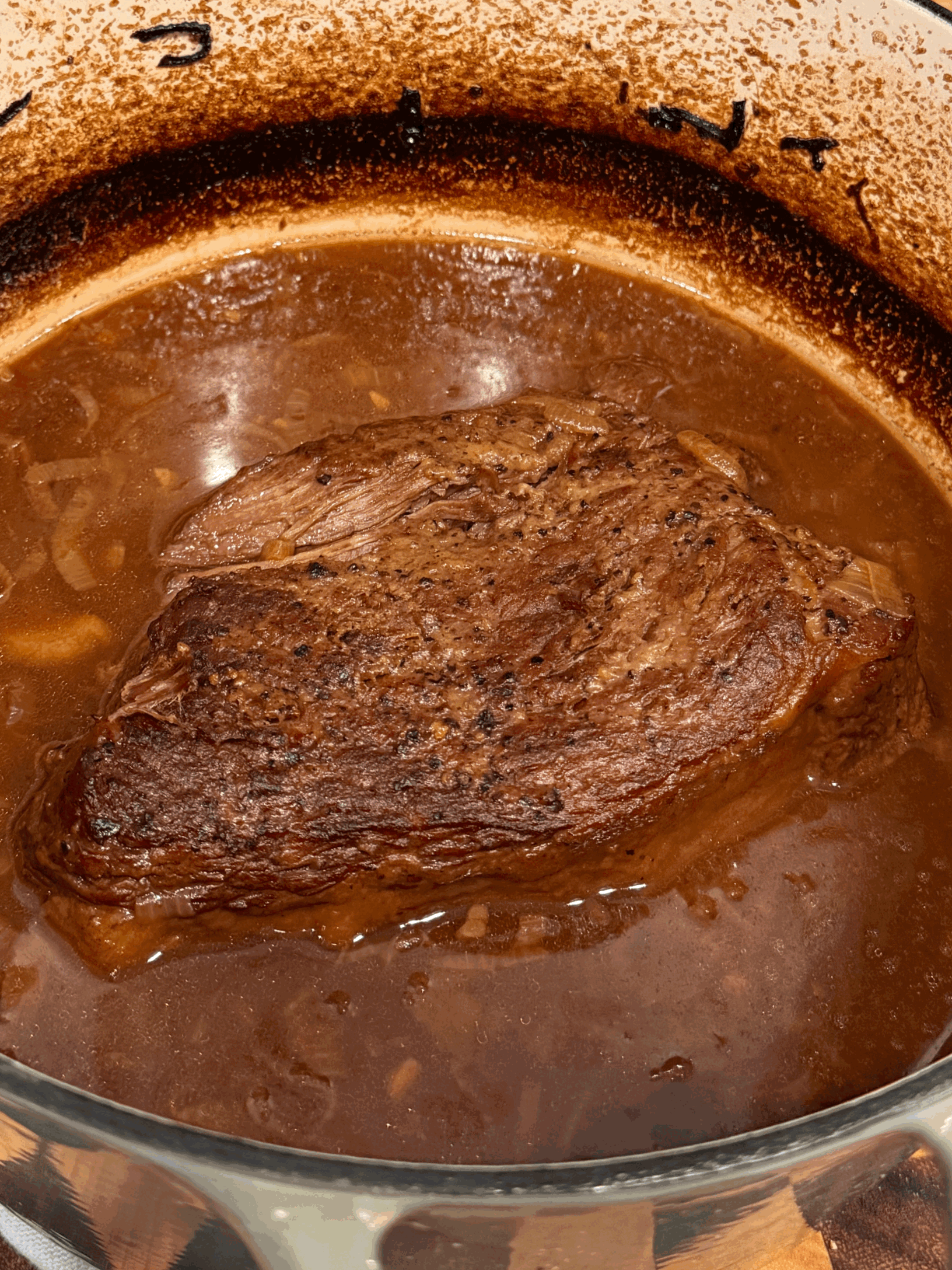 CARAMELIZED ONION CHUCK ROAST 
