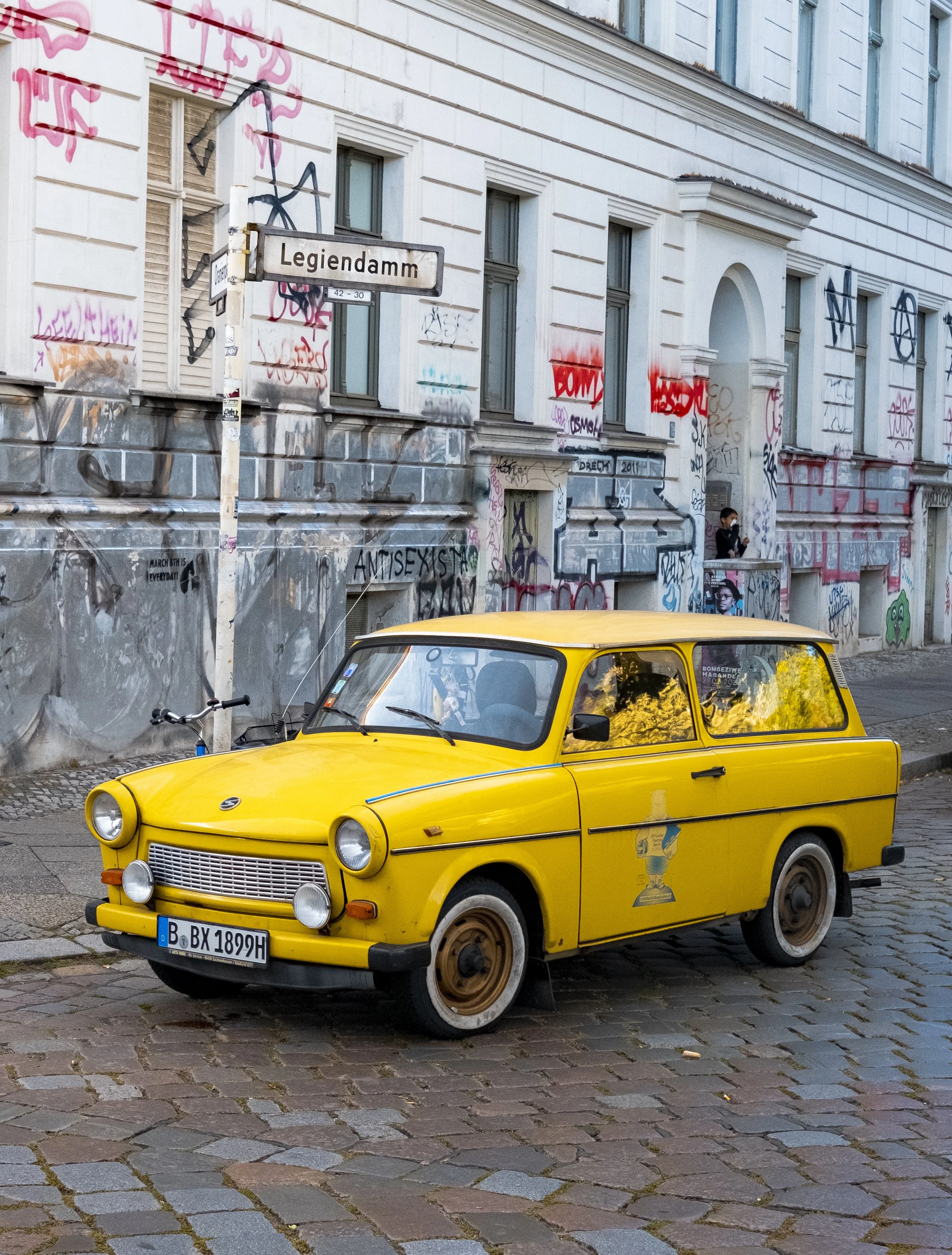 Old Car in Berlin, DE