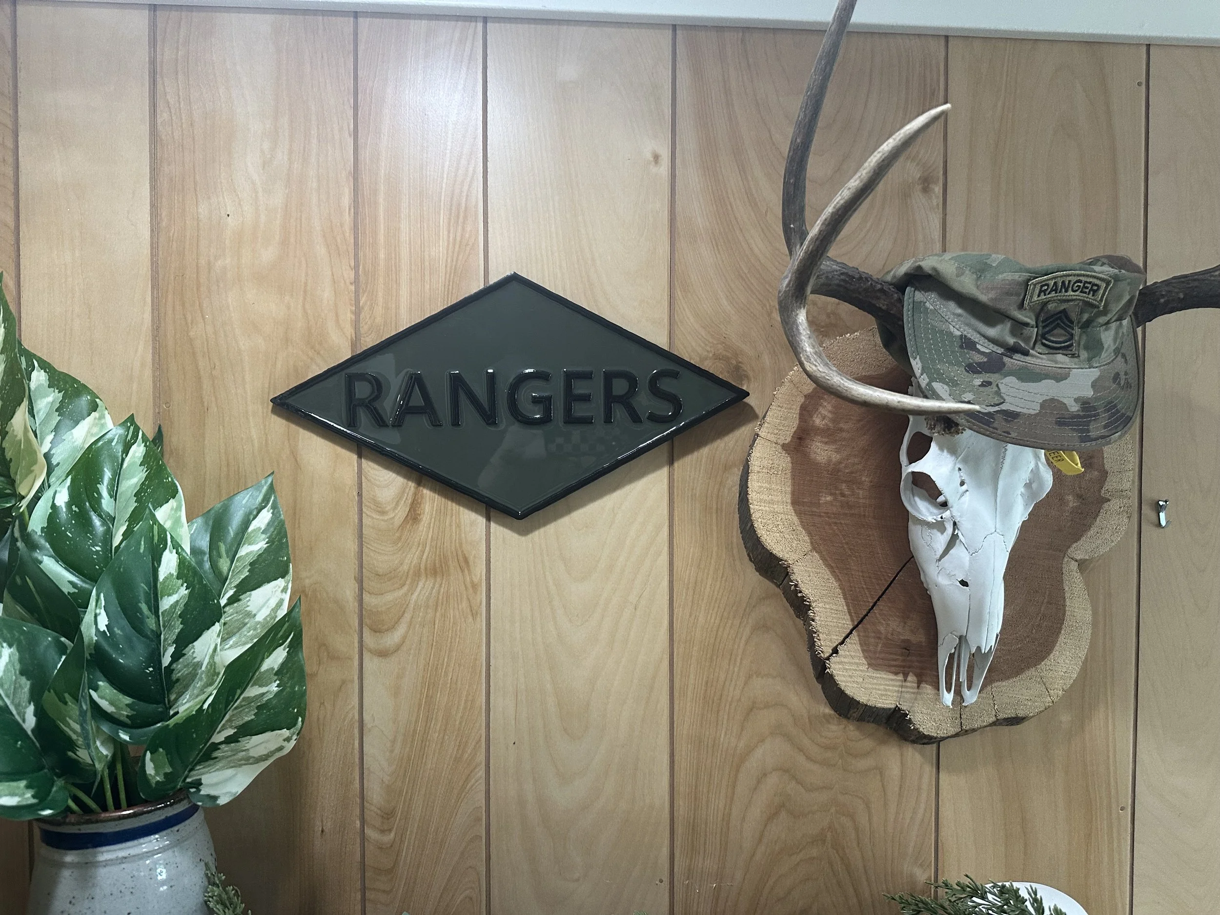 15'' Ranger Diamond Sign
