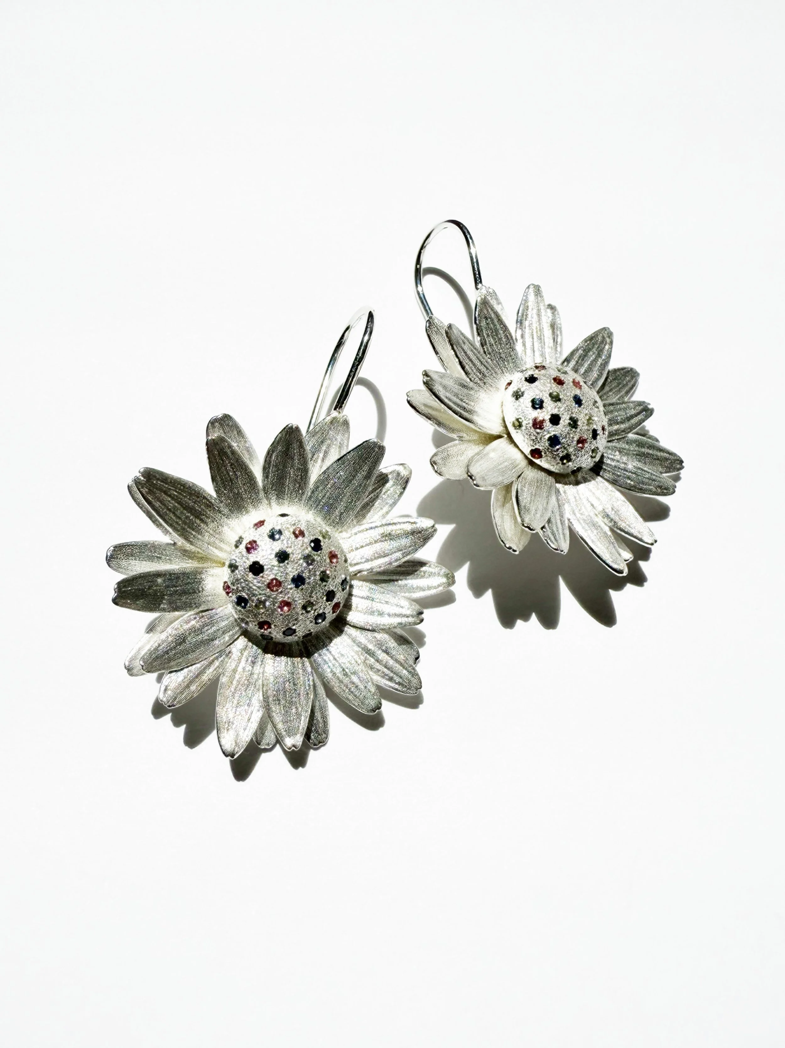 Daisy Earrings, Silver
