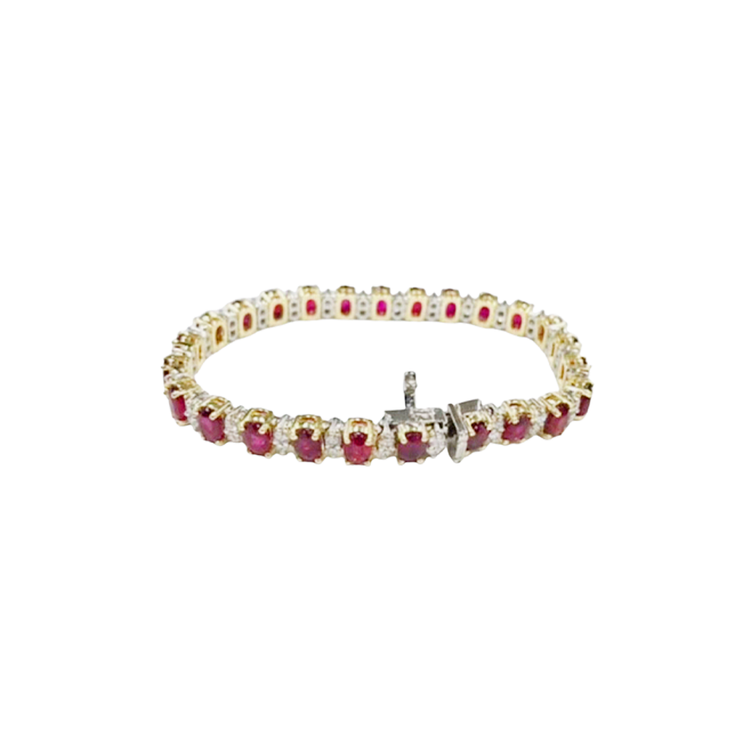 Chiefs vs Eagles in New Orleans — Taylor Swift Style