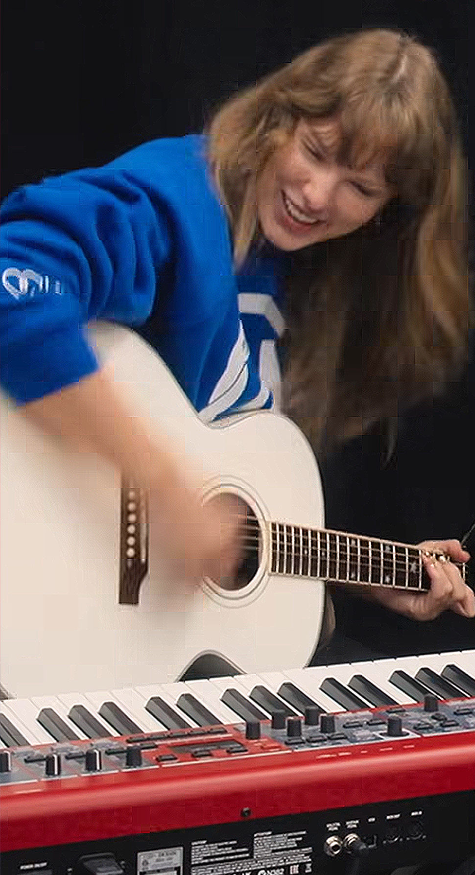 Taylor Swift practices with Gracie Abrams behind-the-scenes on the Eras Tour wearing Kobe Bryant sweatshirt