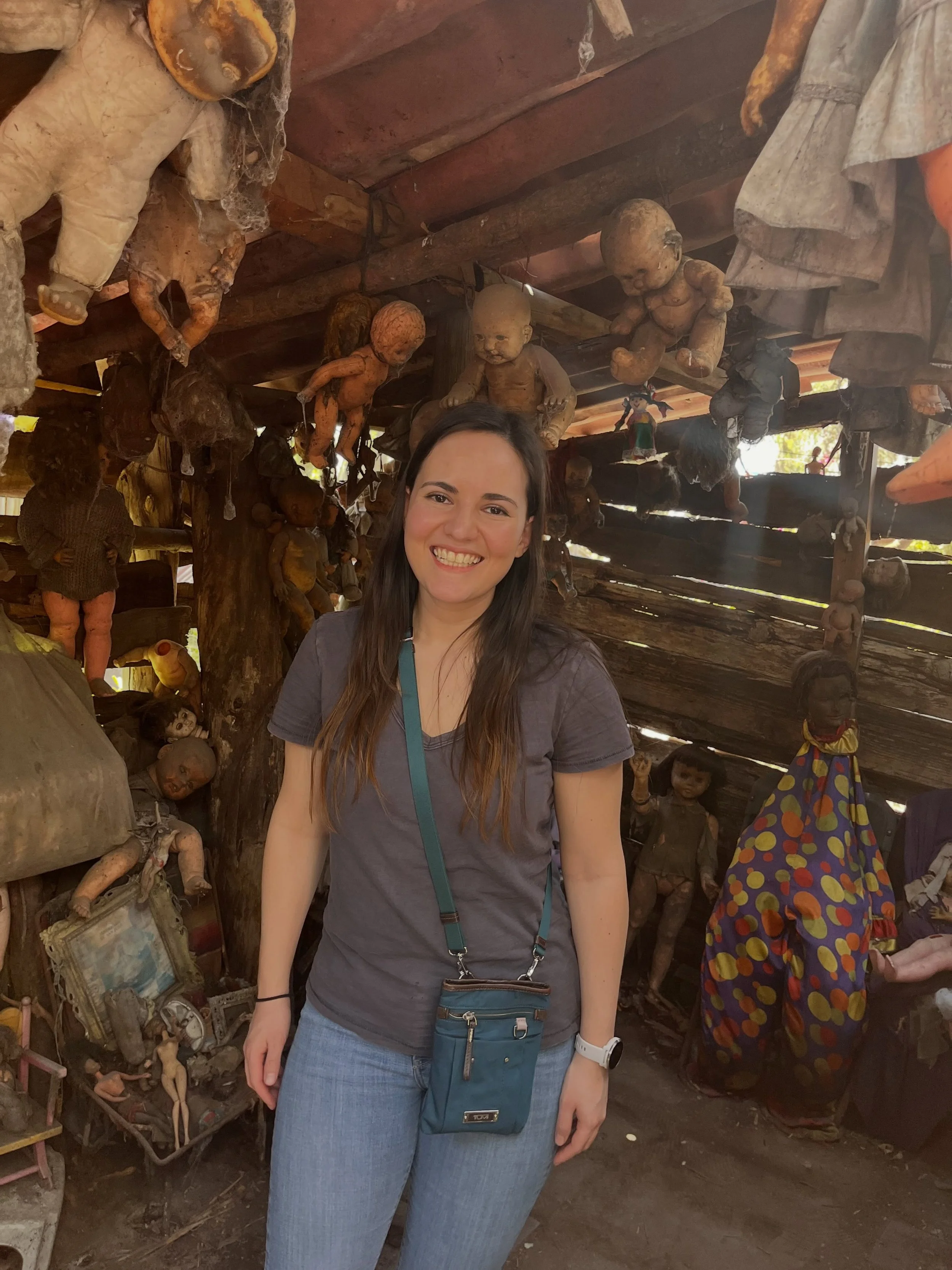 La isla de las mu&ntilde;ecas- The Island of Dolls. One of my favorite places in Mexico City. To visit, one has to hop on a trajinera boat and cross the swamp of Xochimilco. 

These pics are from 2023, we were lucky enough to go on a weekday, which m