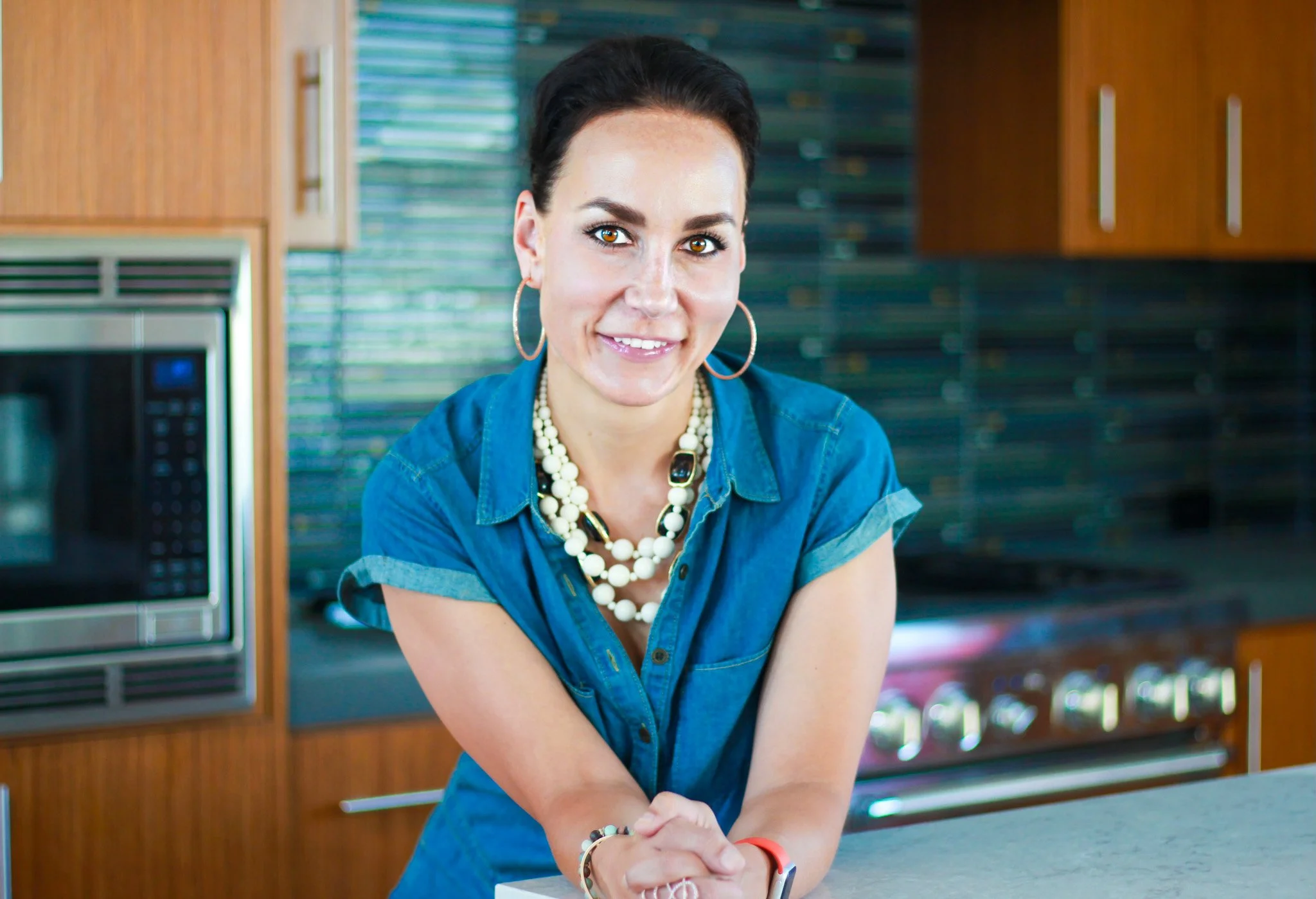 Diana Roberts, Luxury Real Estate Advisor | Texas Realtor | Appraiser | California Broker | Hungarian