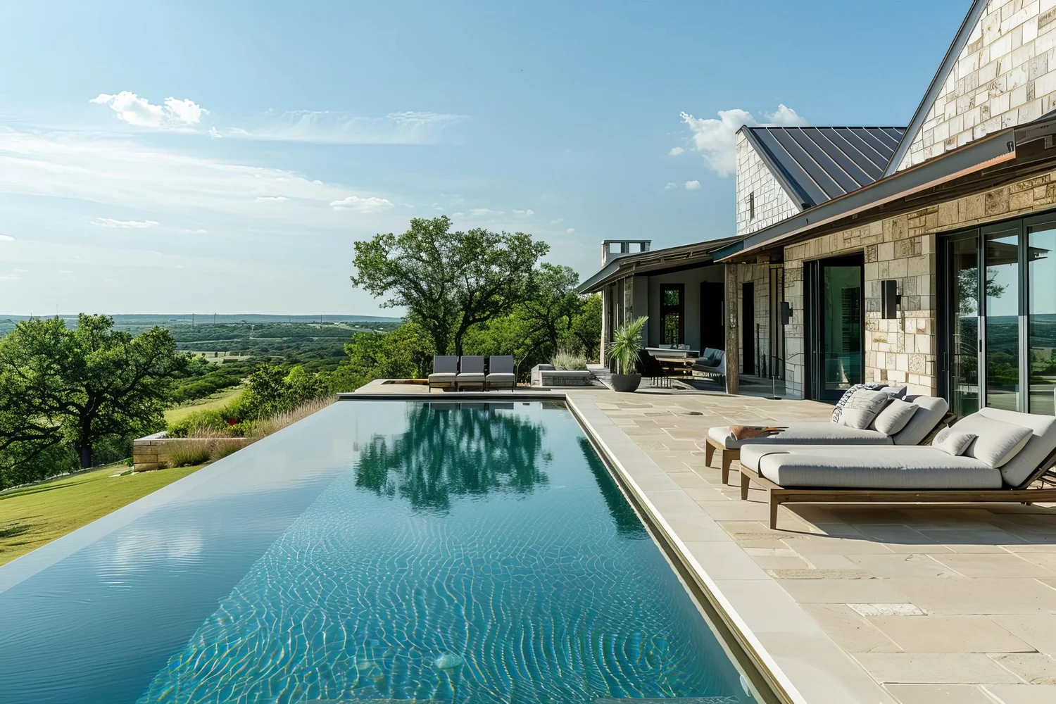 Hill Country estate with infinity pool representing Barton Creek Austin