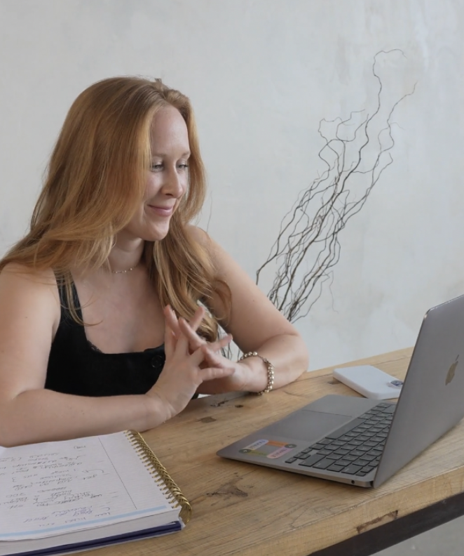 Structurer et automatiser la gestion de projets créatifs dans Notion pour September Marketing