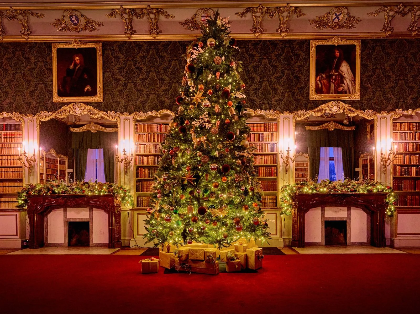 Interior Instillation Picture - Photographer: Jim Holden