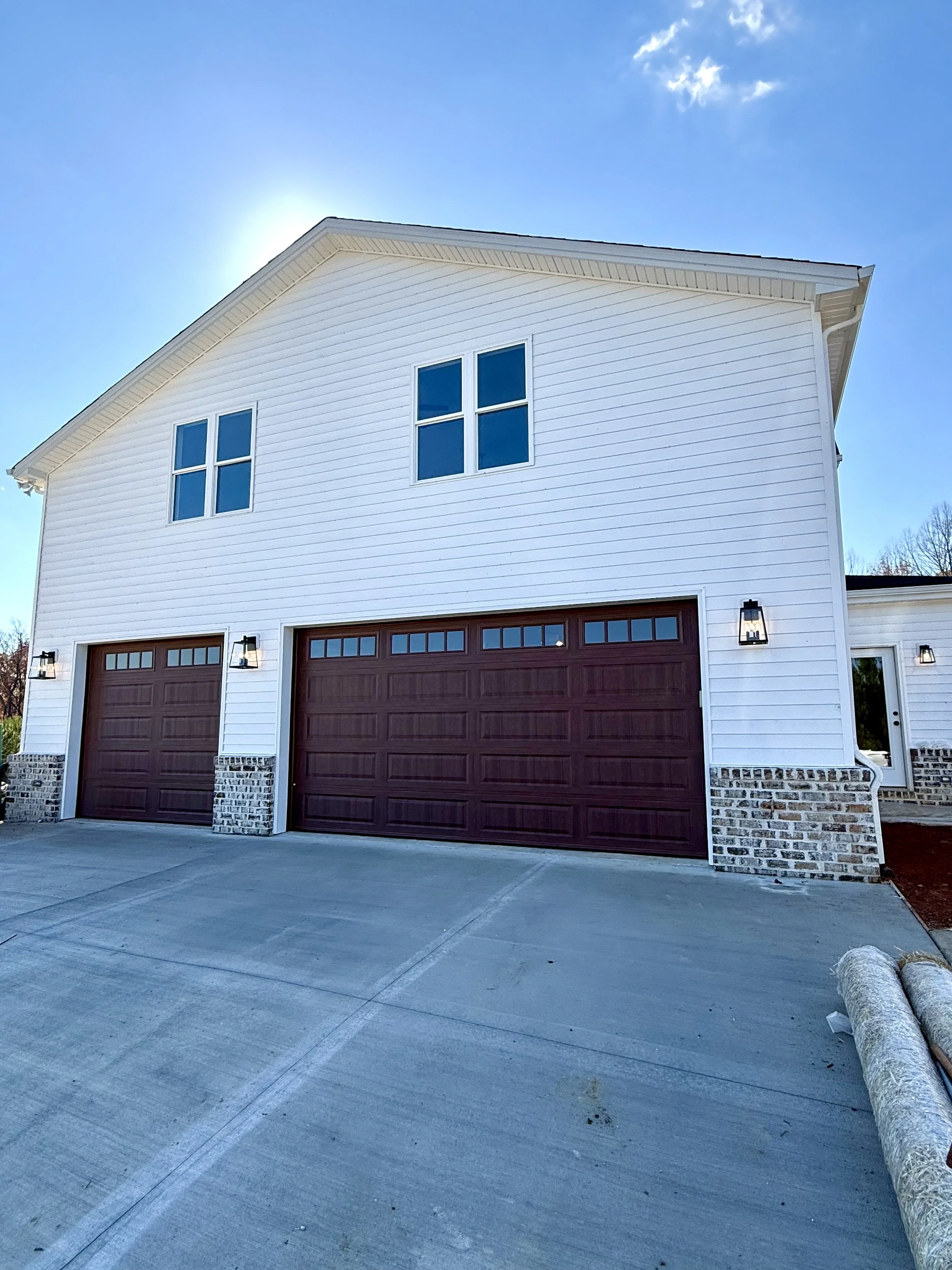 Modern Farmhouse Garage