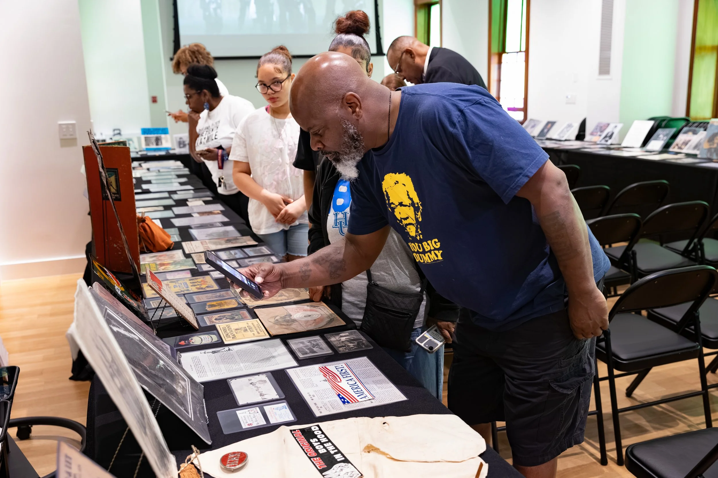2026-06-19_Juneteenth Heritage Festival_Black History 101 Mobile Museum with Dr. Khalid El-Hakim_Scotland A M E Zion Church-87.jpg