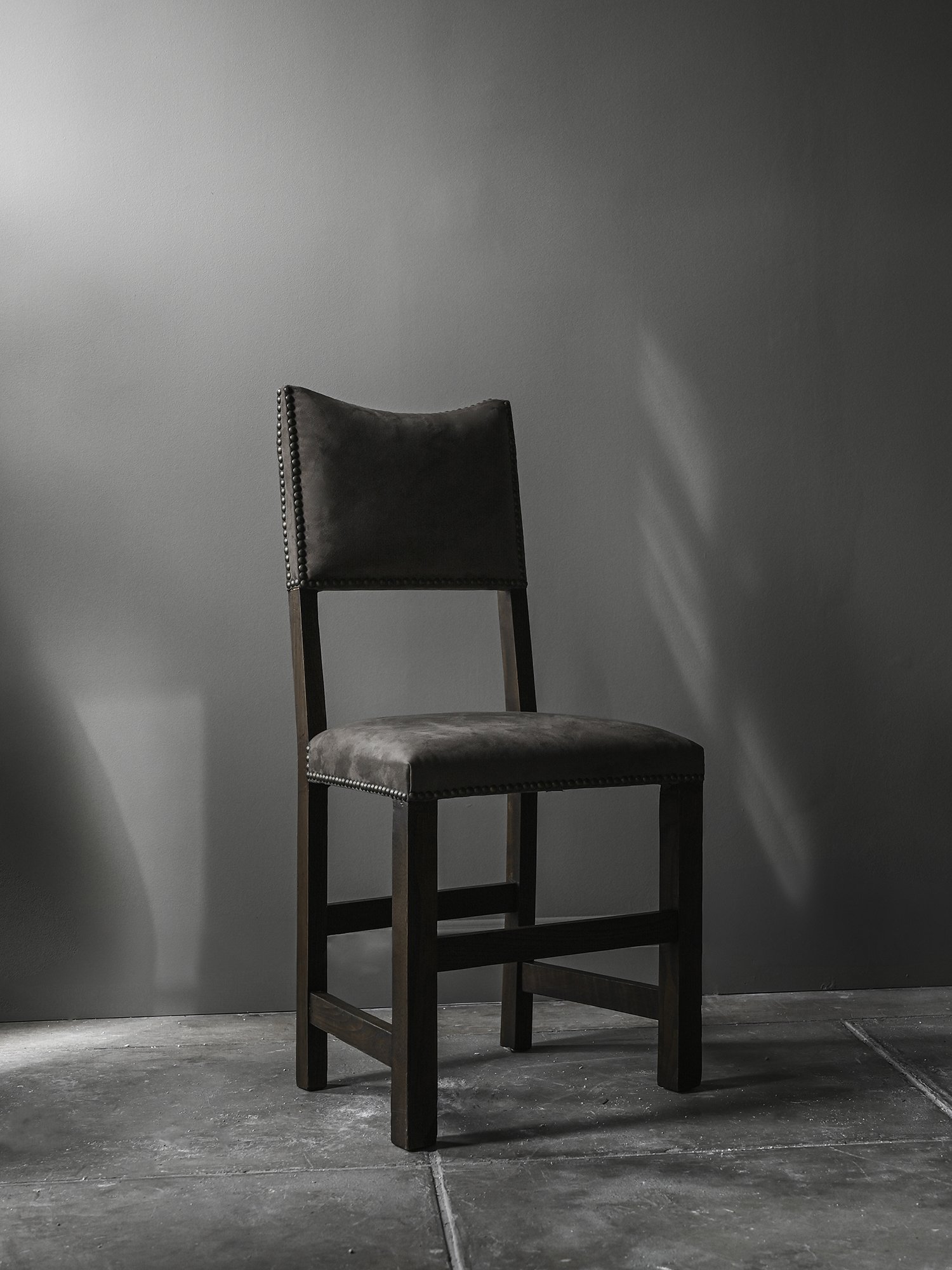 OSKLO_SPANISHDININGCHAIRS_1.jpg