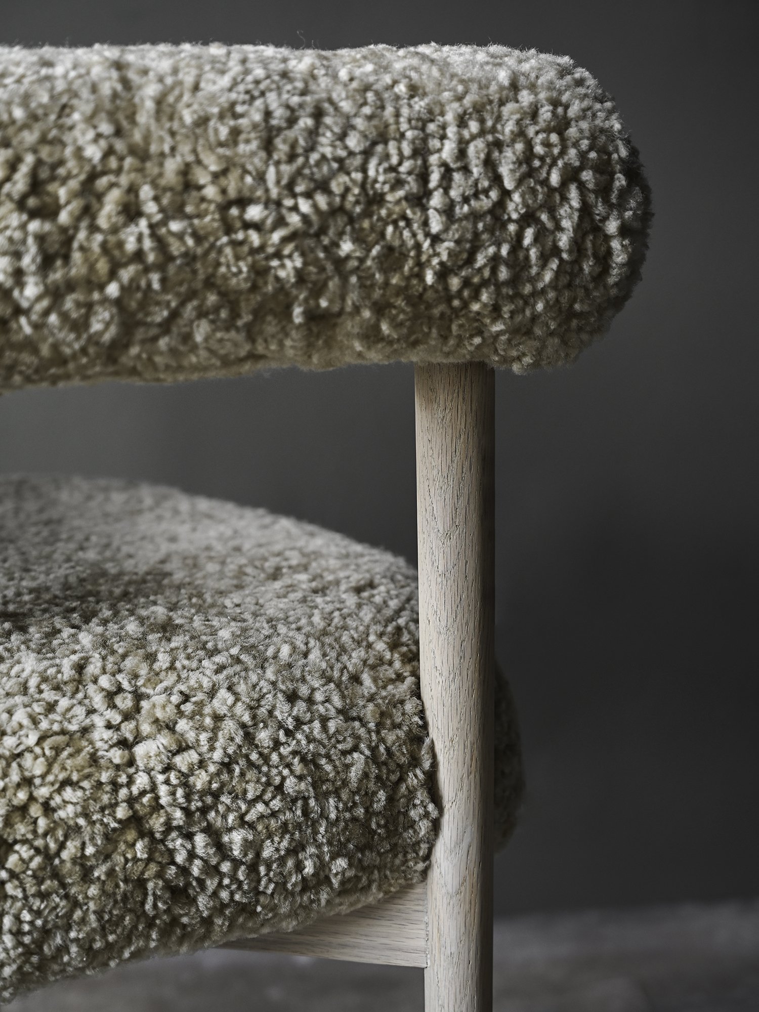 OSKLO_MITTERRANDDININGCHAIR_2.jpg
