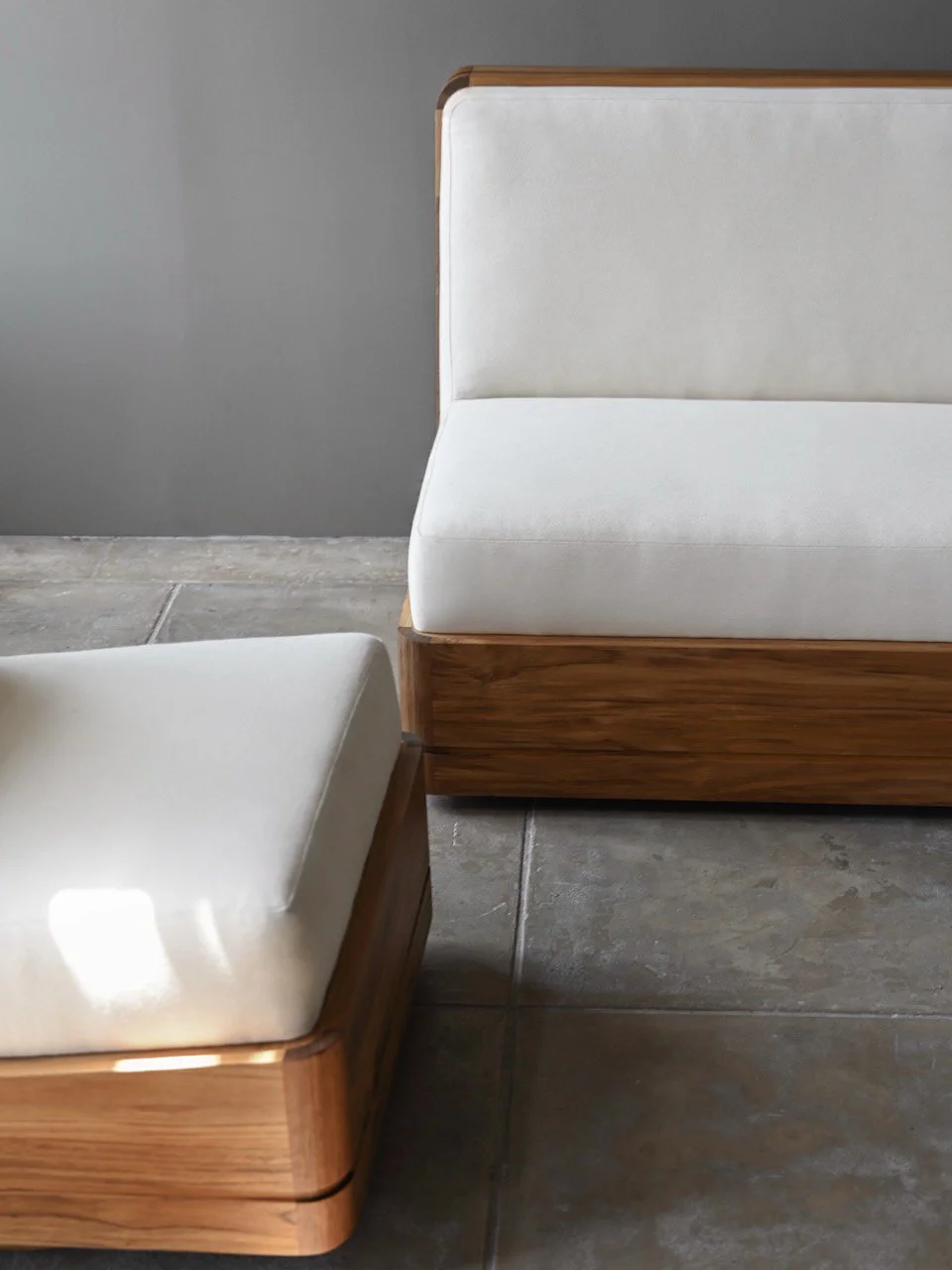 OSKLO_8:14_OutdoorSofa_8_Web_Updated.jpg