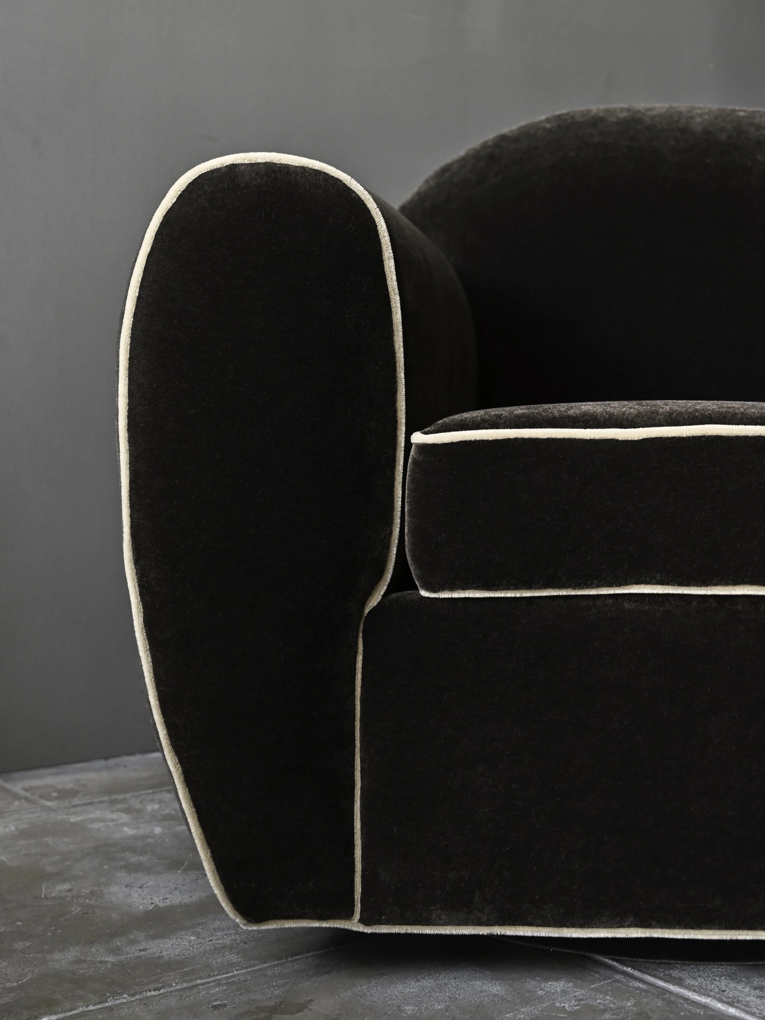 StudioOsklo_LondonderrySwivelChair_2.jpg (Copy)