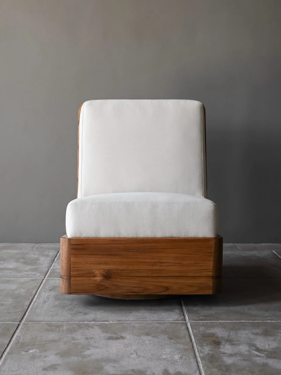 OSKLO_8:14_OutdoorChairs_2_Web_Updated.jpg