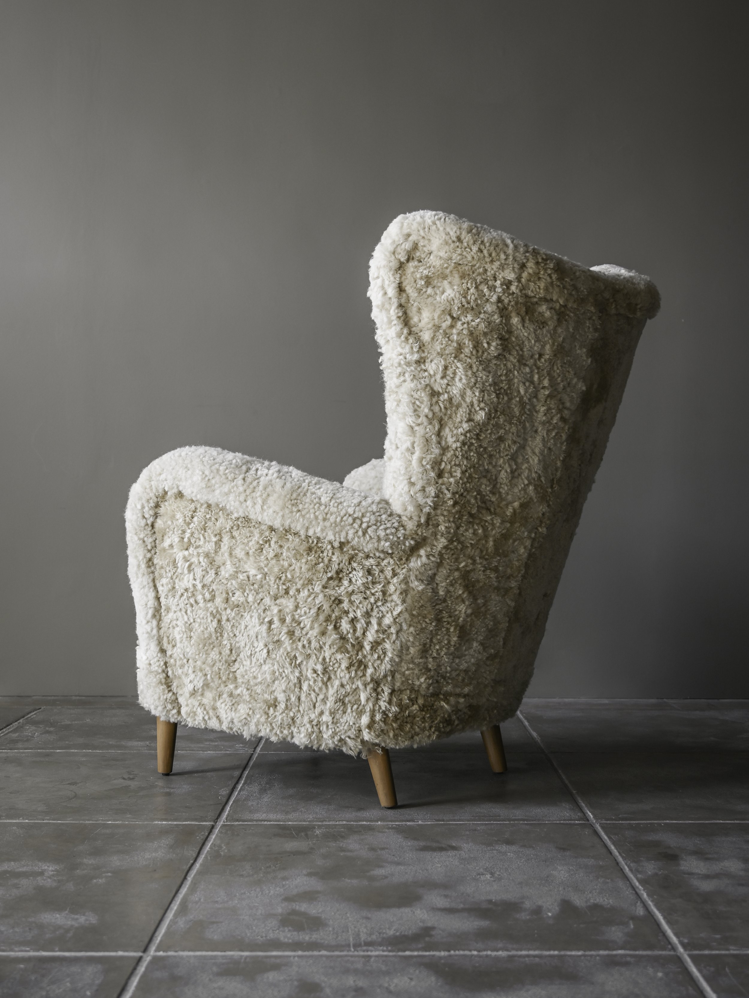 StudioOsklo_10:24_shearlingchairs3_3.jpg