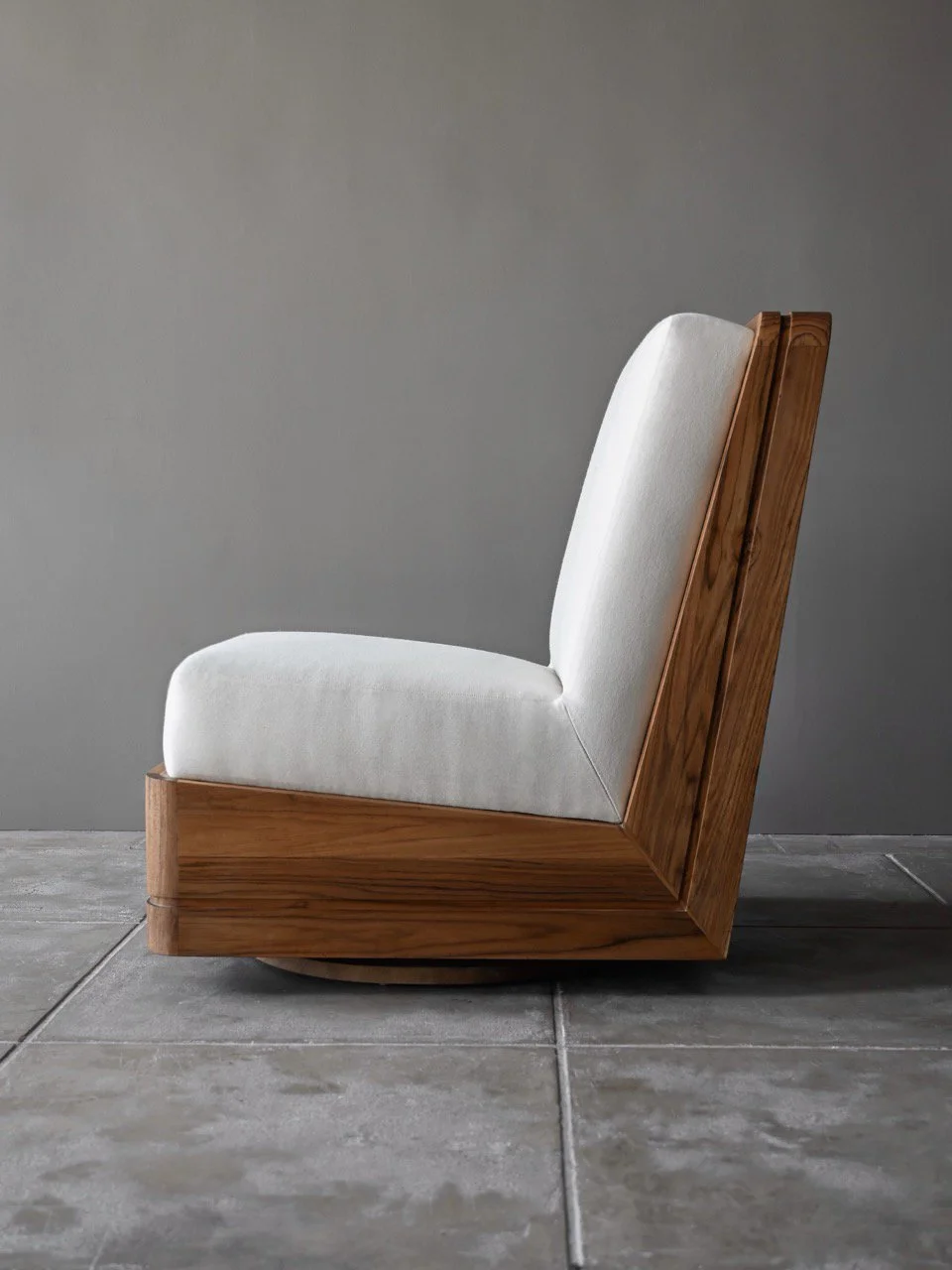 OSKLO_8:14_OutdoorChairs_4_Web_Updated.jpg