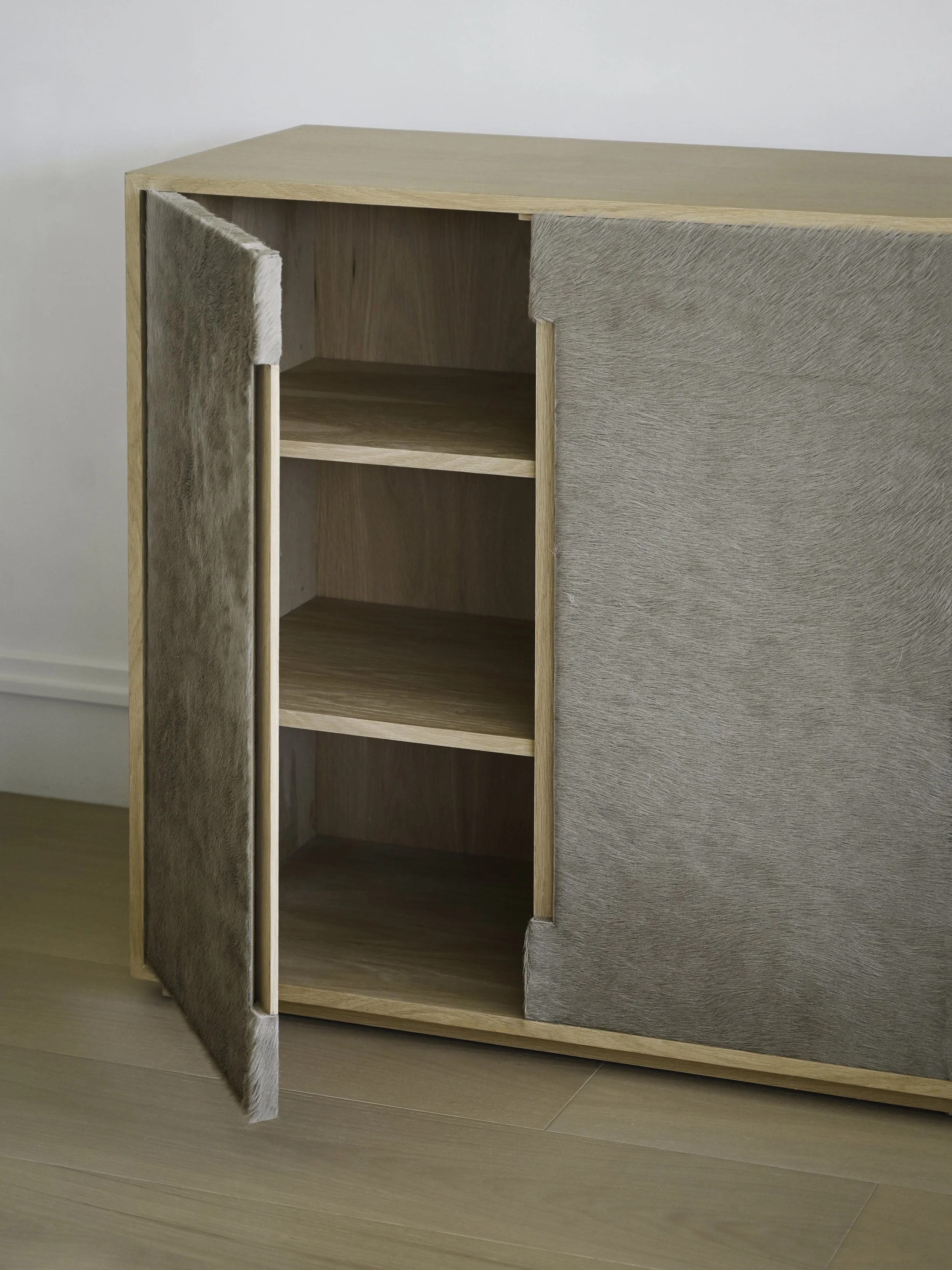 StudioOsklo_4_6_26_LomaVista_Cabinet_2.jpg