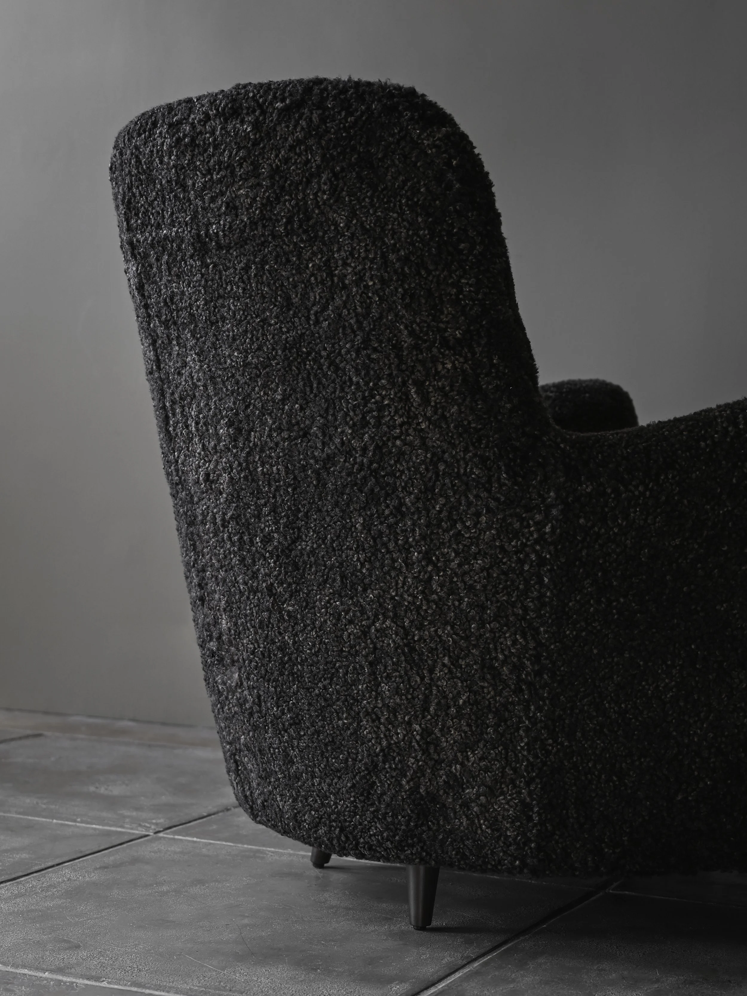 StudioOsklo_10:24_shearlingchair1_5.jpg
