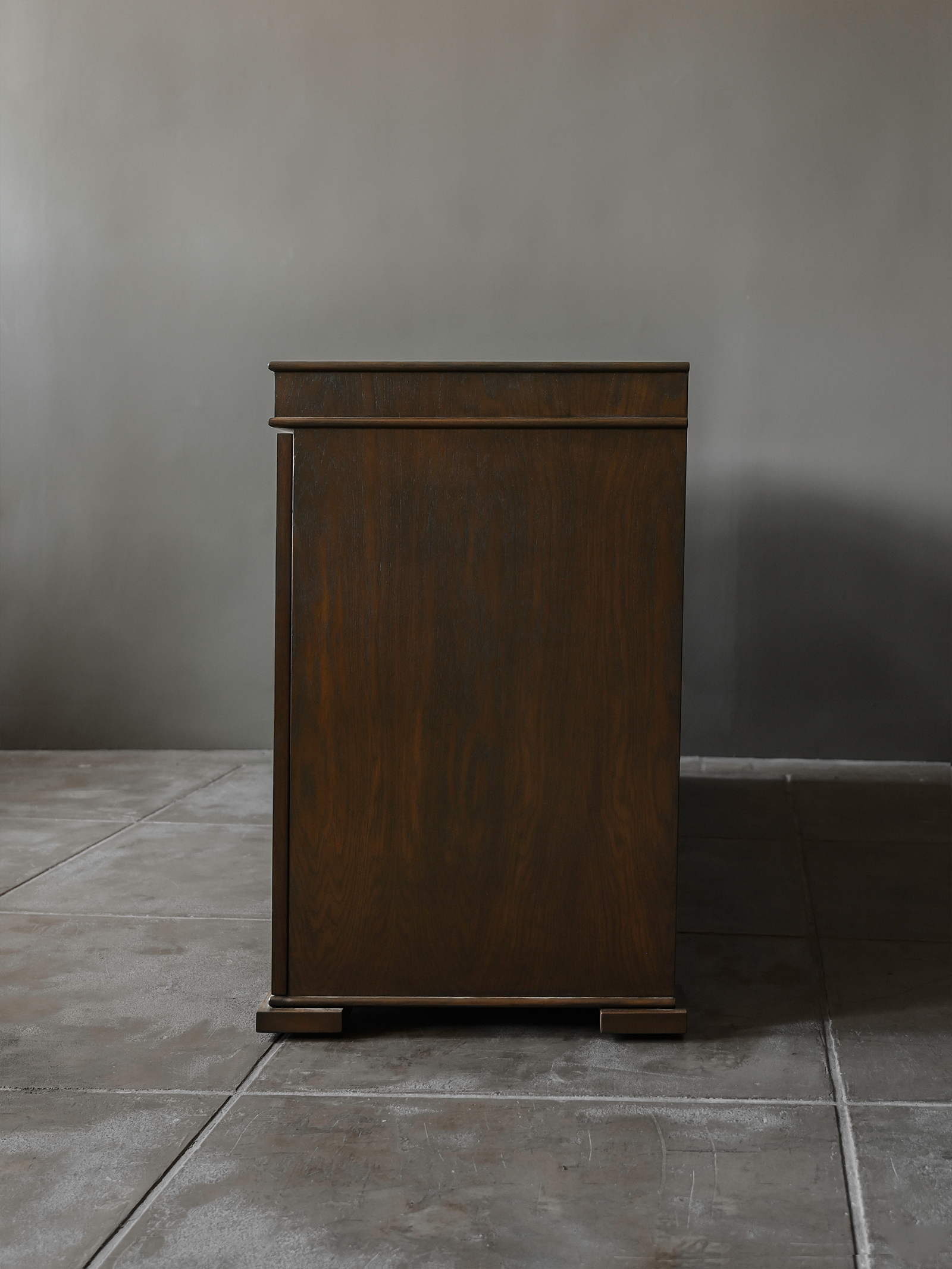 StudioOsklo_lancastercabinet_7.png