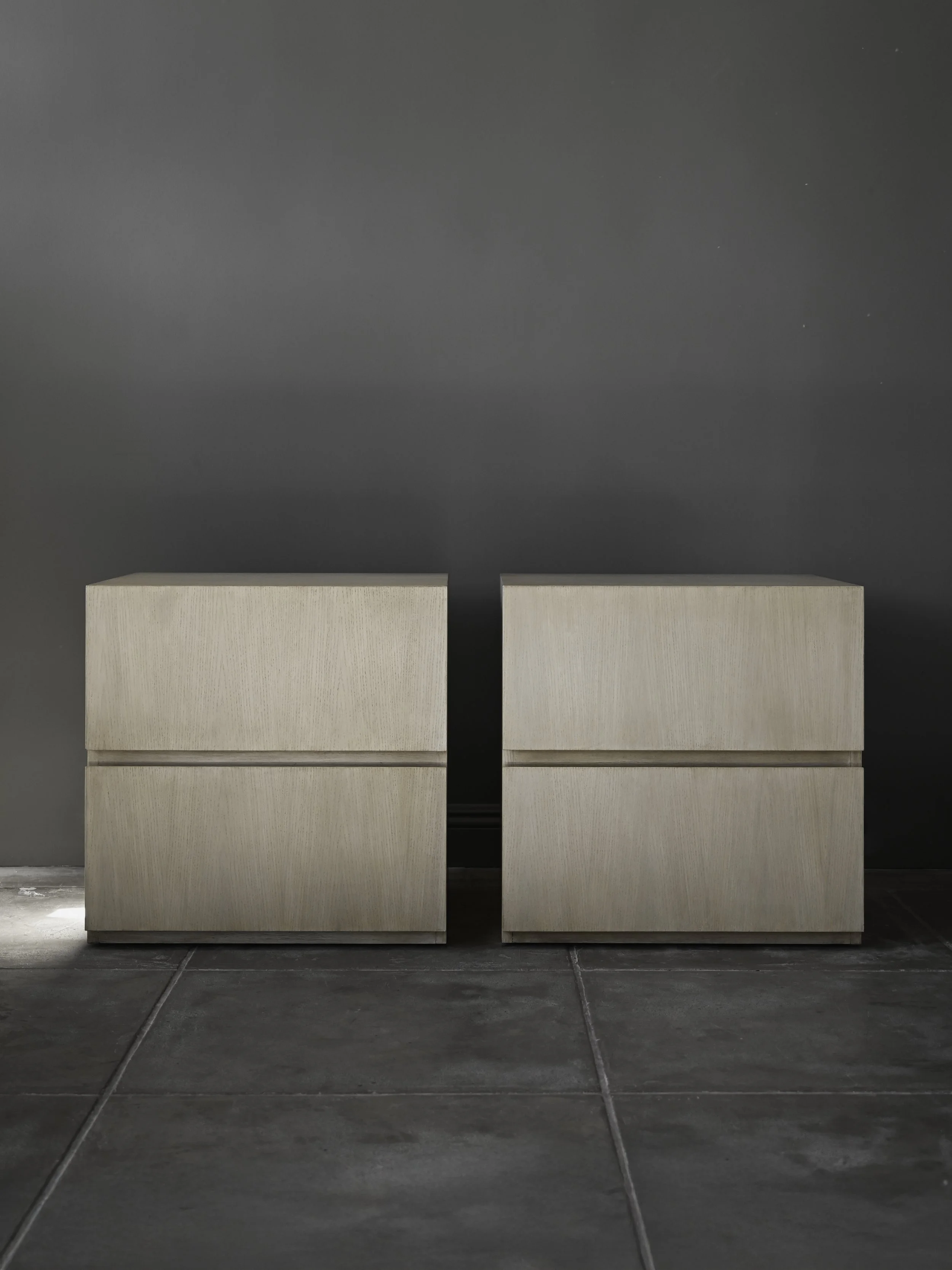 StudioOsklo_10:17_Nightstand1_3.jpg