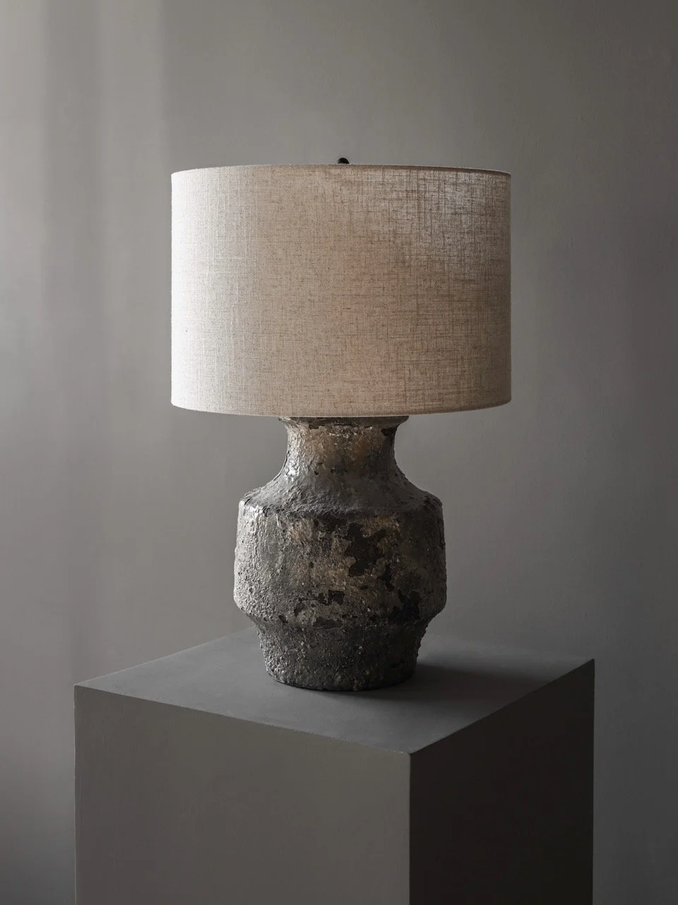 OSKLO_9_3_26_Lamp_5 Web.jpeg