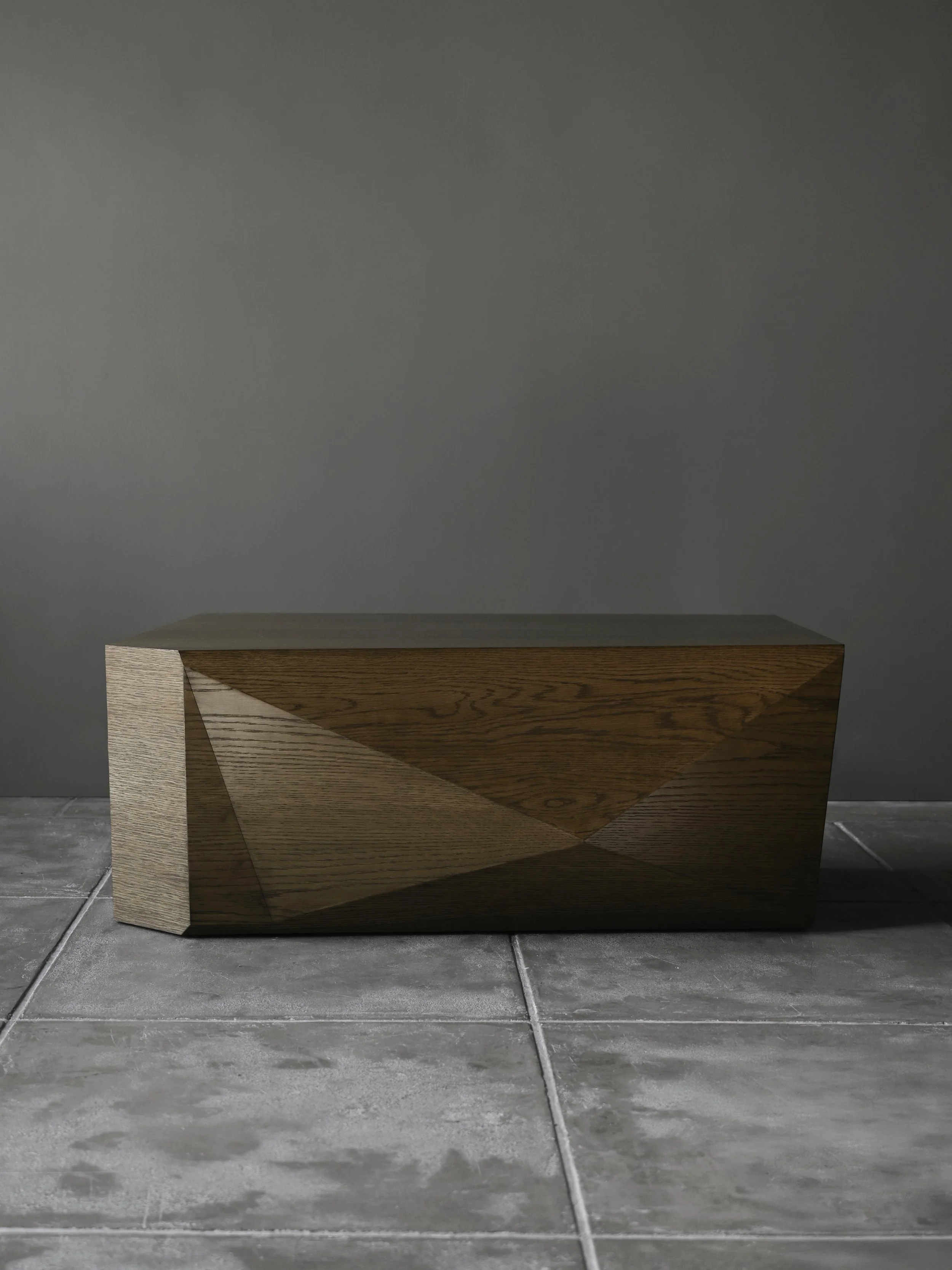 StudioOsklo_9:30_CoffeeTable1_1.jpg