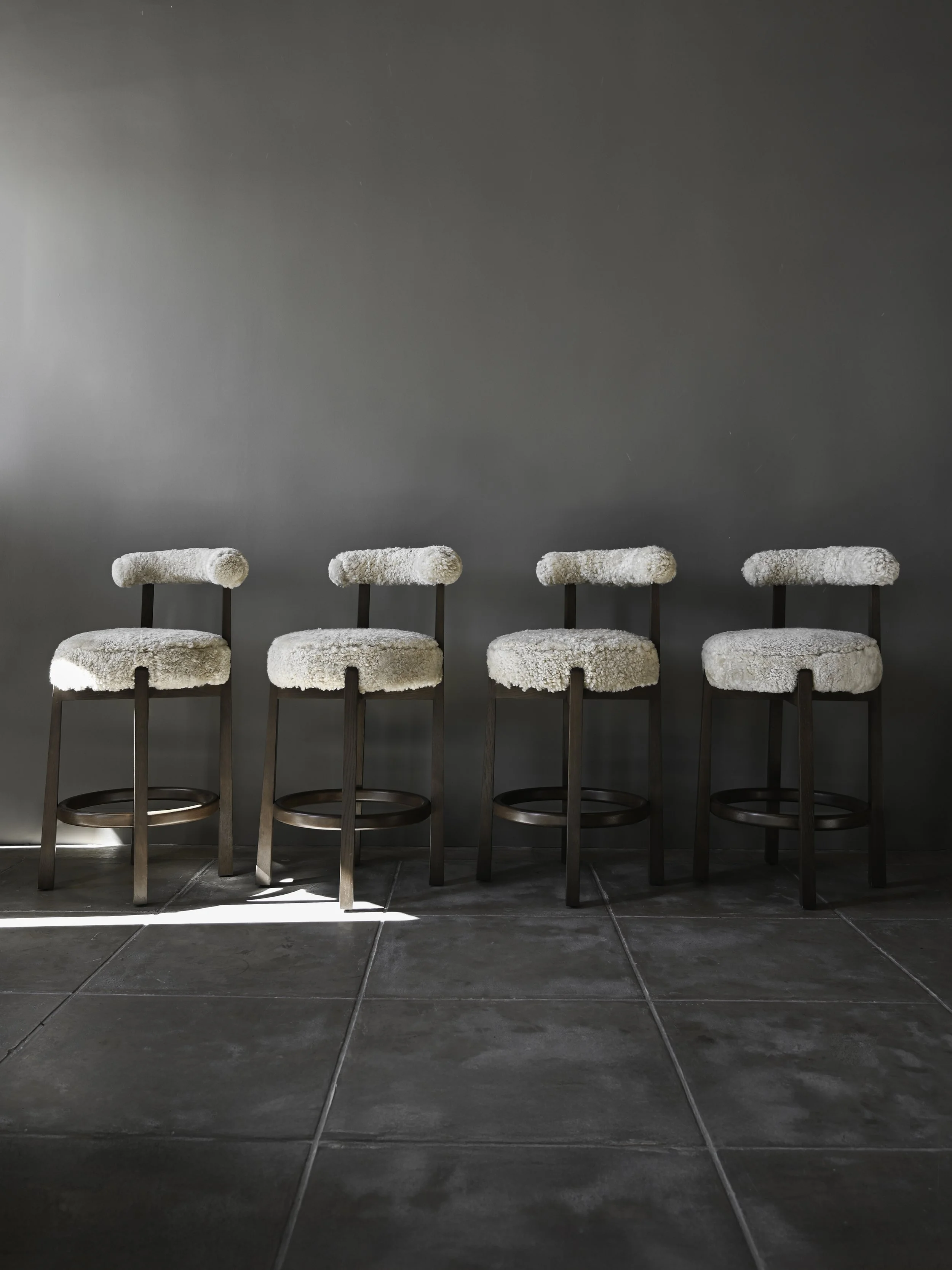 StudioOsklo_10:17_Barstools_1.jpg