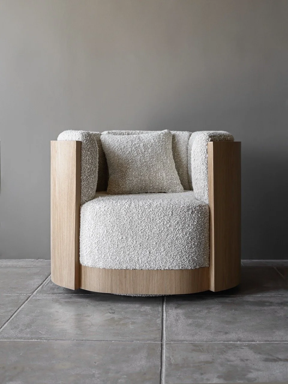 OSKLO_8:14_LoungeChair_3 Web.jpeg