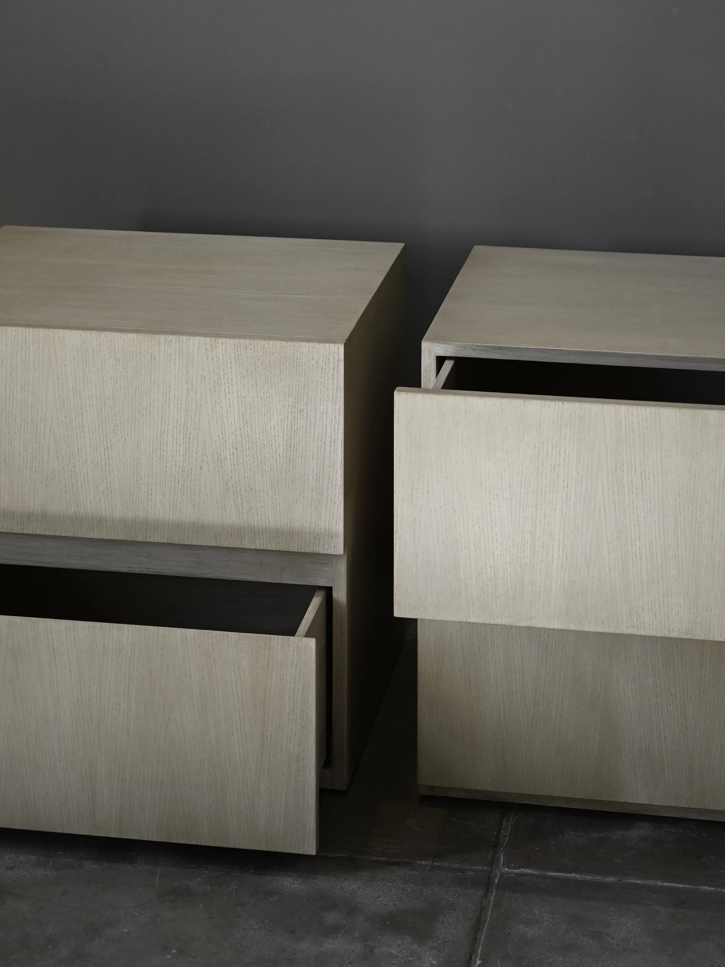 StudioOsklo_10:17_Nightstand1_2.jpg