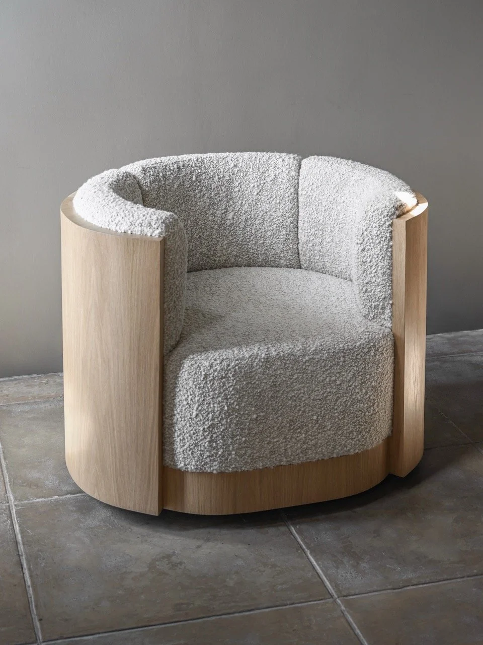 OSKLO_9_3_26_RoundChair_7 Web.jpeg