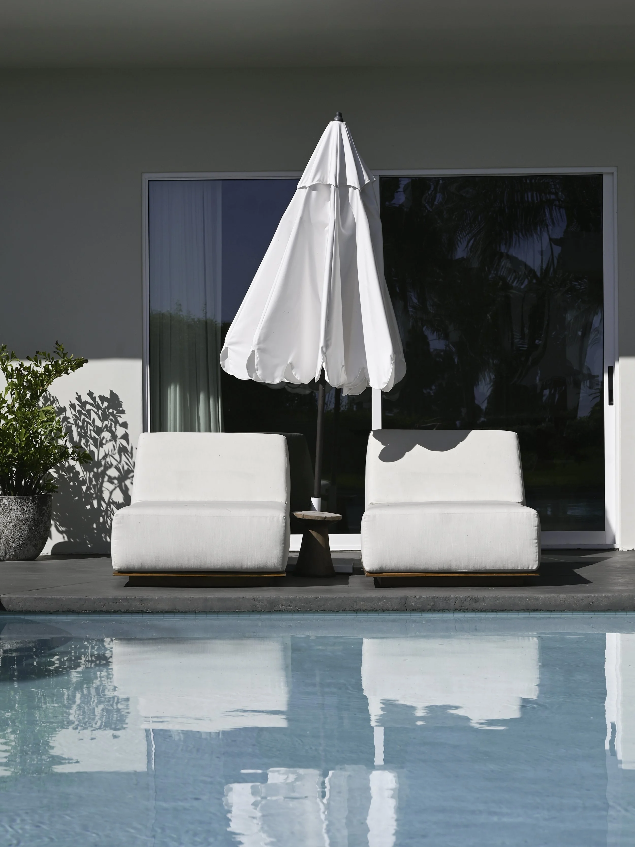 StudioOsklo_4:6:26_LomaVista_outdoorlounge_2.jpg