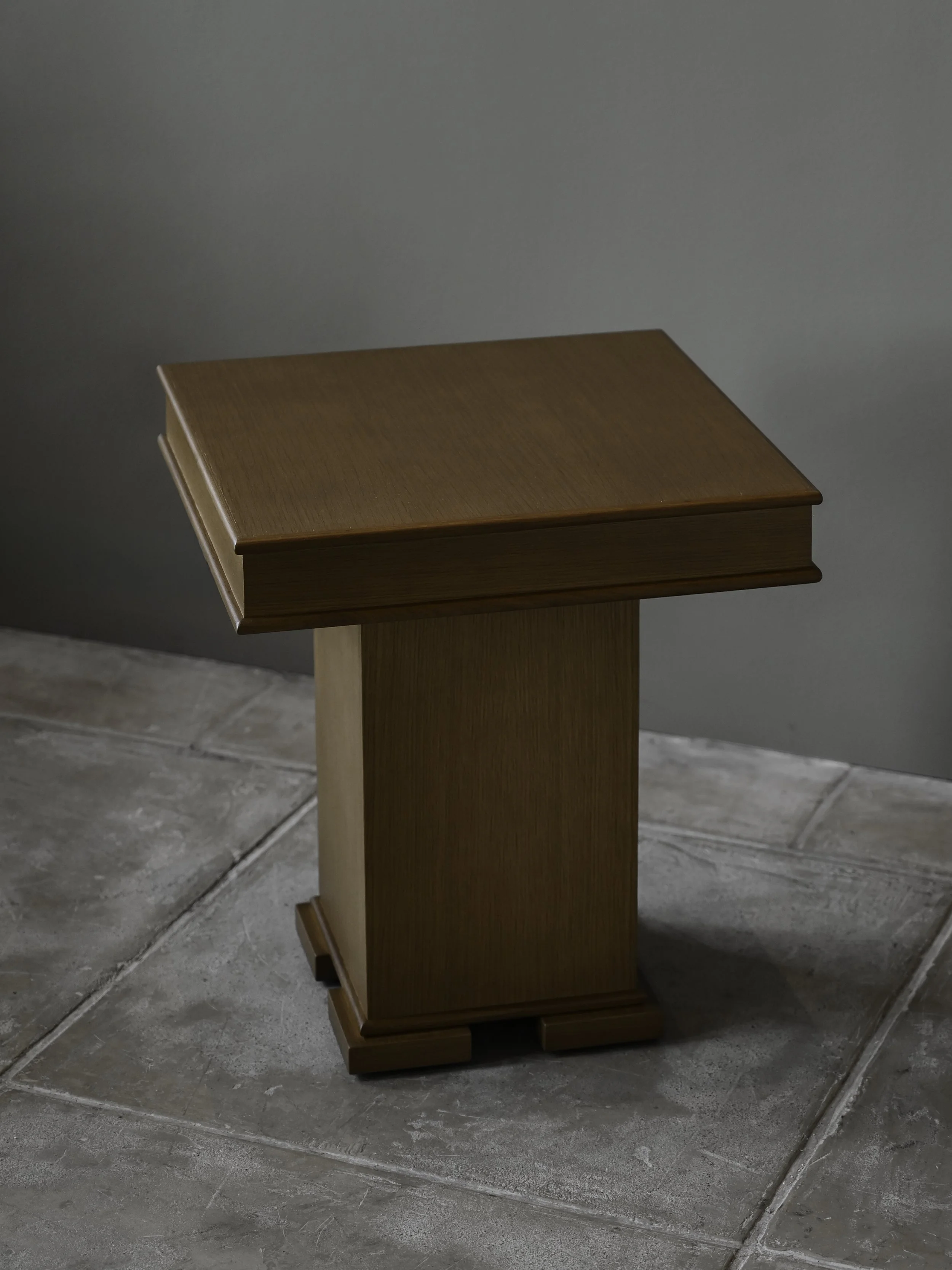 StudioOsklo_sidetable_7.jpg