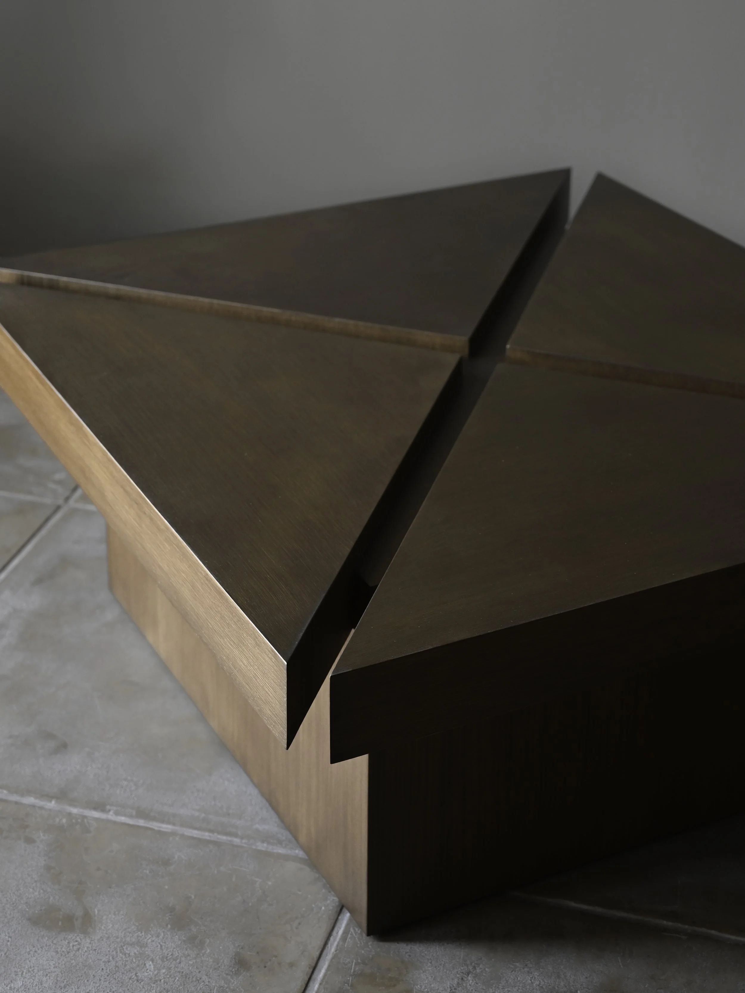 StudioOsklo_coffeetable_7.jpg