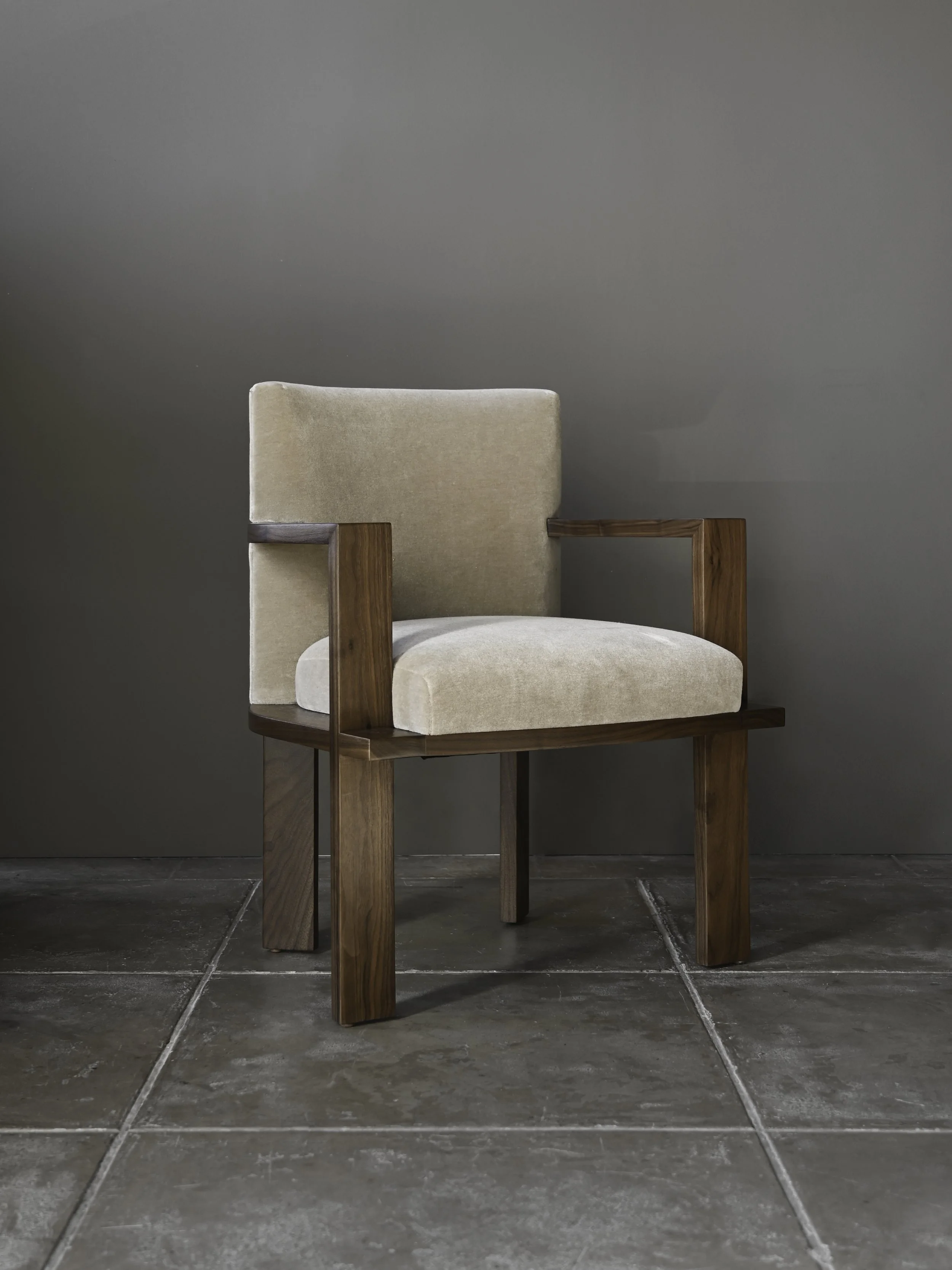 StudioOsklo_11_20_diningchair_1.jpg